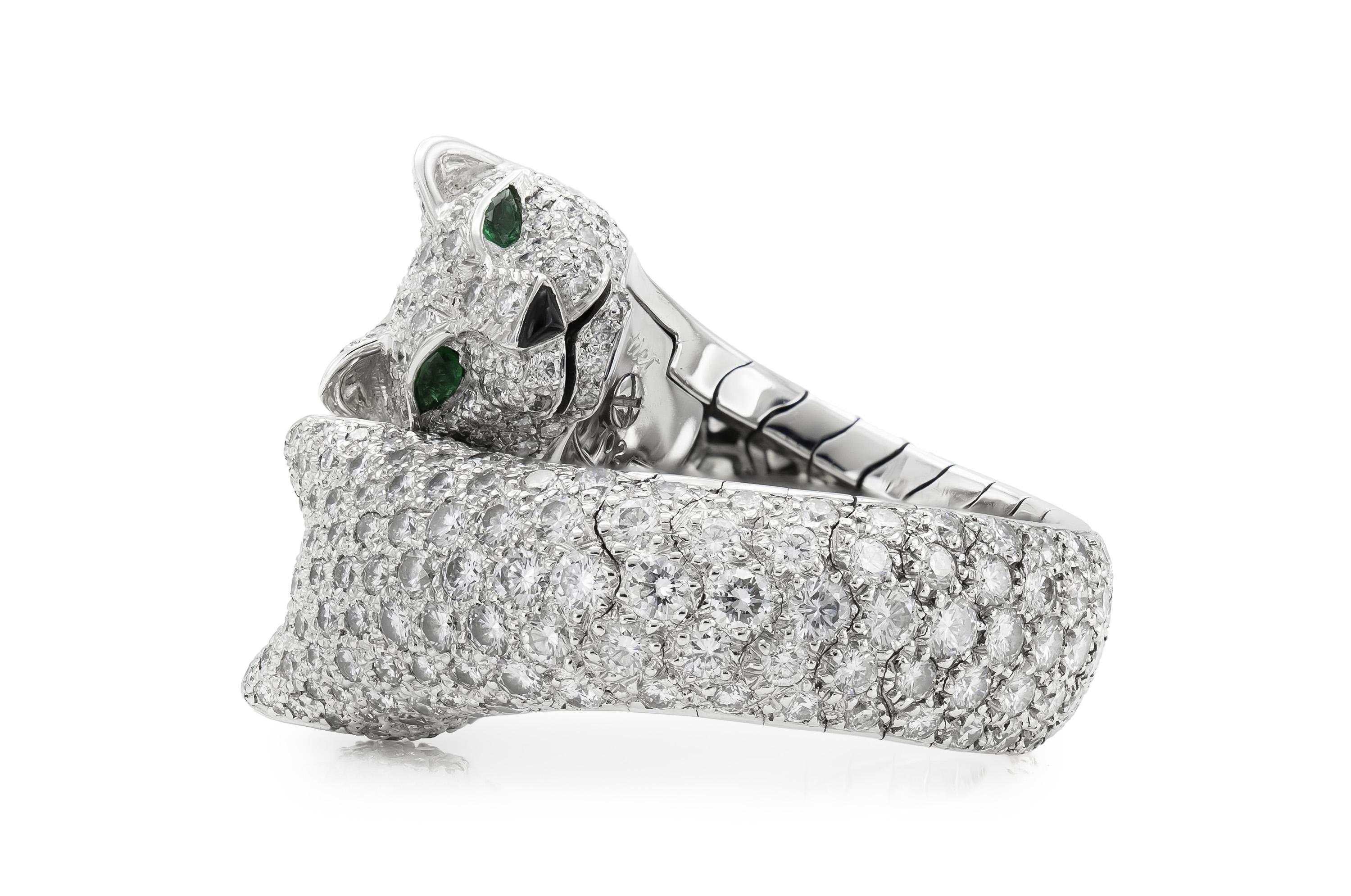 Cartier Double-Headed Panthere Ring with Diamonds In Good Condition For Sale In New York, NY