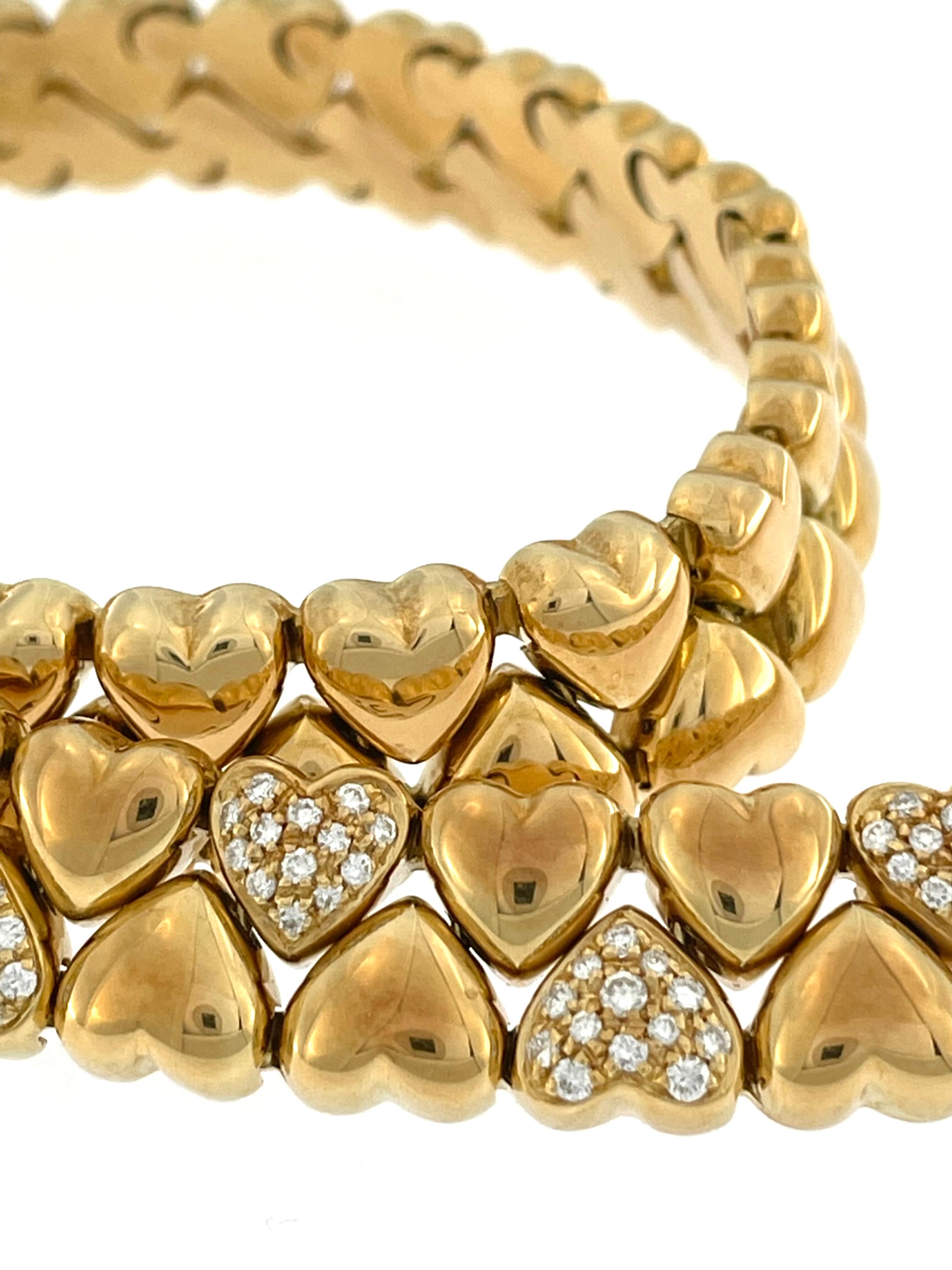 Cartier Collier double cœur en or jaune 18 carats et diamants en vente 1