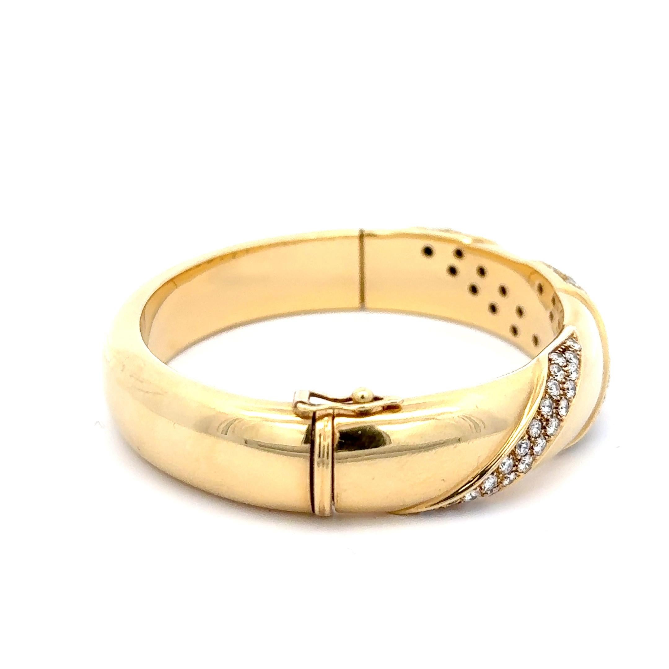 Cartier Double Ribbon 2.10ctw Diamond Bracelet 18K Yellow Gold In Excellent Condition For Sale In Dallas, TX