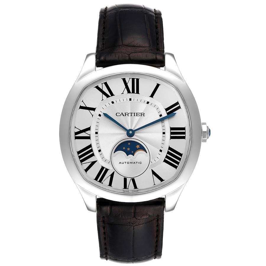 Cartier Drive de Cartier Silver Dial Moonphase Mens Watch WSNM0008. Automatic self-winding movement. Cushion shape stainless steel case 40.0 mm in diameter. Crown set with faceted blue spinel. Exhibition sapphire case back. Stainless steel concave