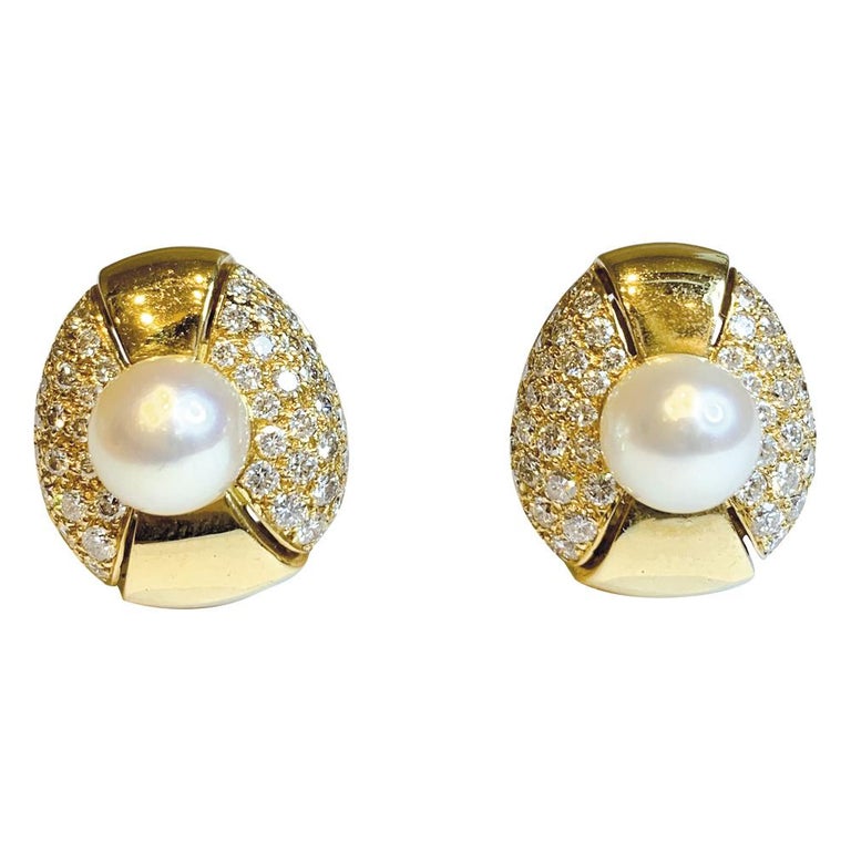 A 18Kt yellow gold Cartier earrings, 
