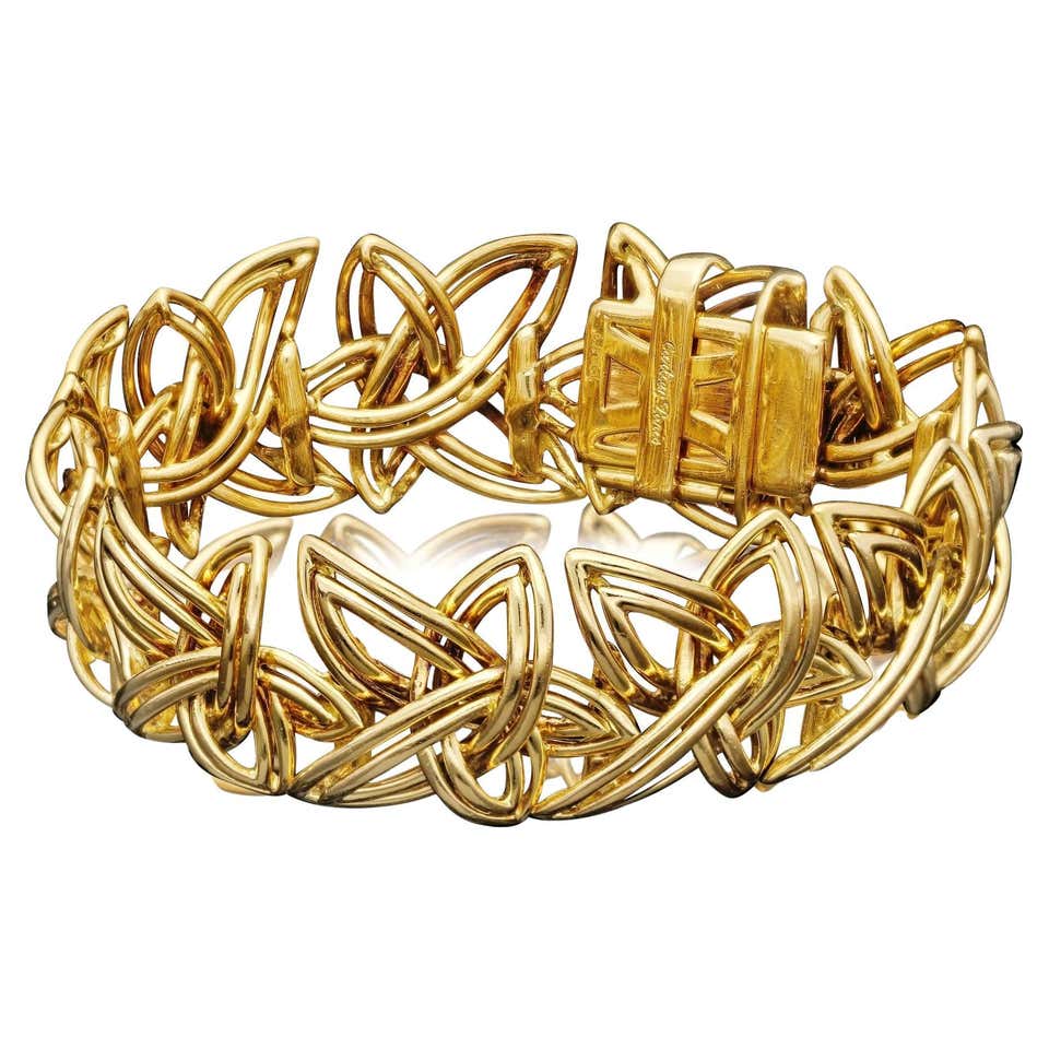 1960s Cartier Charming Coral Gold Rabbit Brooch at 1stDibs