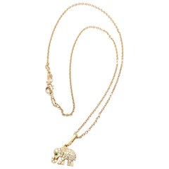 Vintage Cartier Elephant Diamond Emerald Yellow Gold Pendant Chain Necklace
