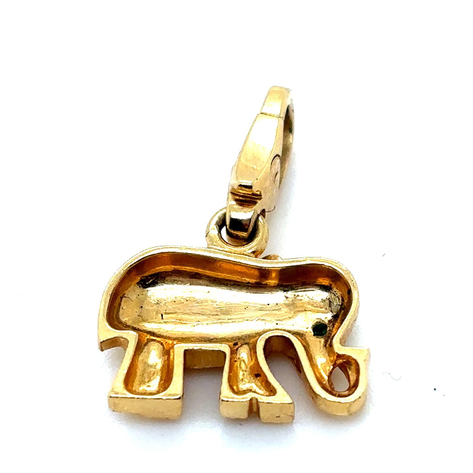Cartier Elephant Emerald 18 Karat Yellow Gold Charm For Sale 5