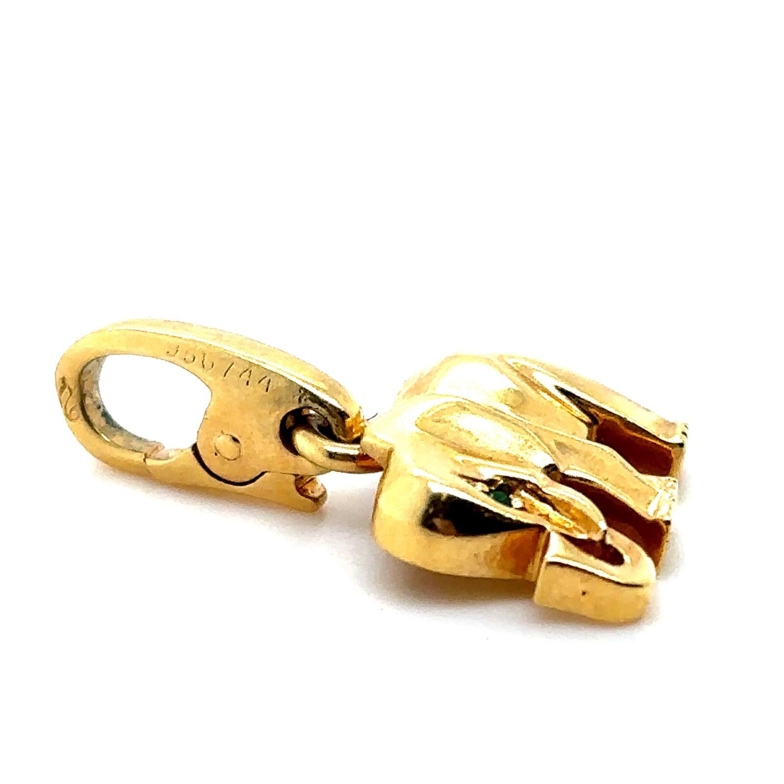 Cartier Elephant Emerald 18 Karat Yellow Gold Charm For Sale 3