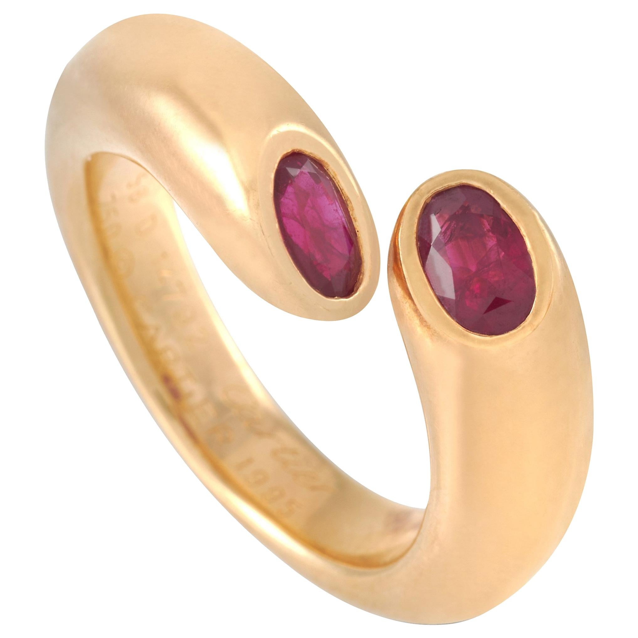 Cartier Ellipse Deux Tetes Croisees 18 Karat Yellow Gold Ruby Bypass Ring