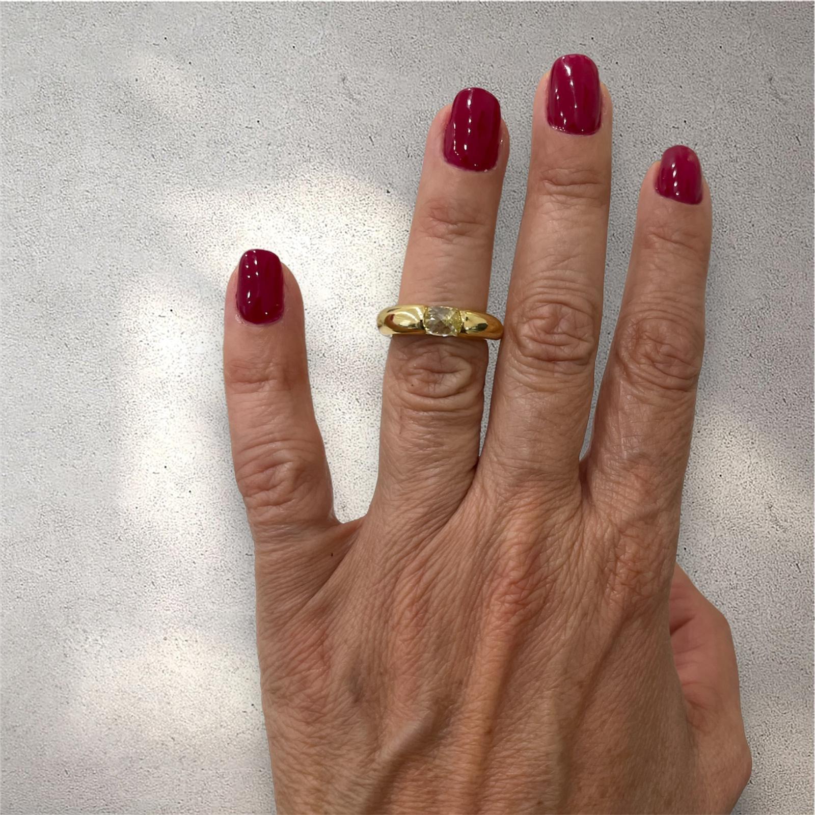 Cartier Ellipse Diamond Yellow Gold Band Ring 3