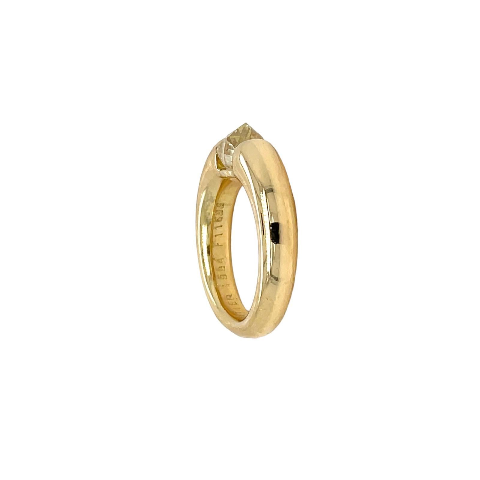 Cartier Ellipse Diamond Yellow Gold Band Ring In Excellent Condition In Napoli, NA