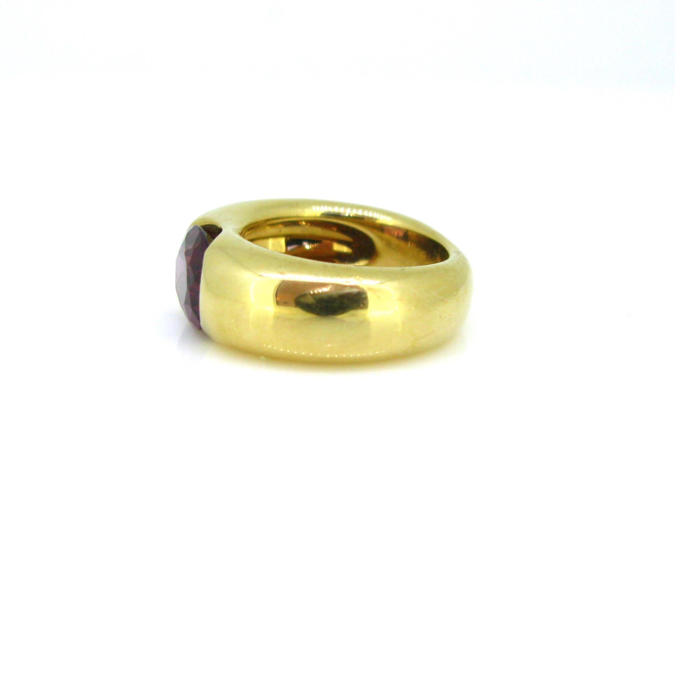 Women's or Men's Cartier Ellipse Garnet Yellow Gold Band Ring