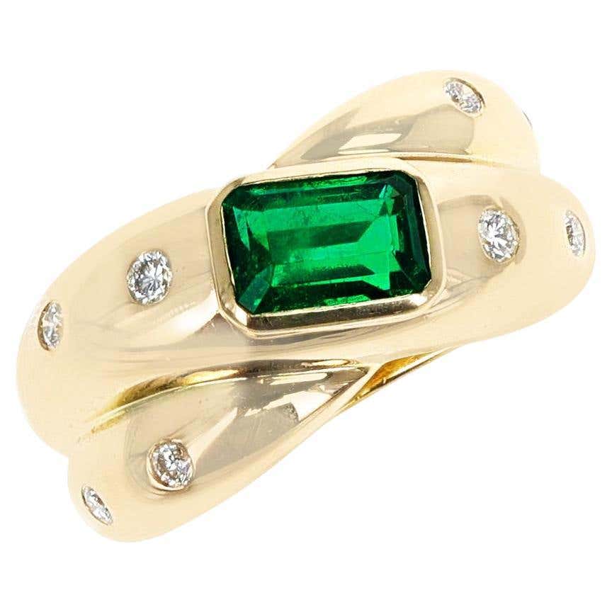Signed Rosaria Varra Ring with Criss-Cross Ice Jade and Diamond in 18K ...