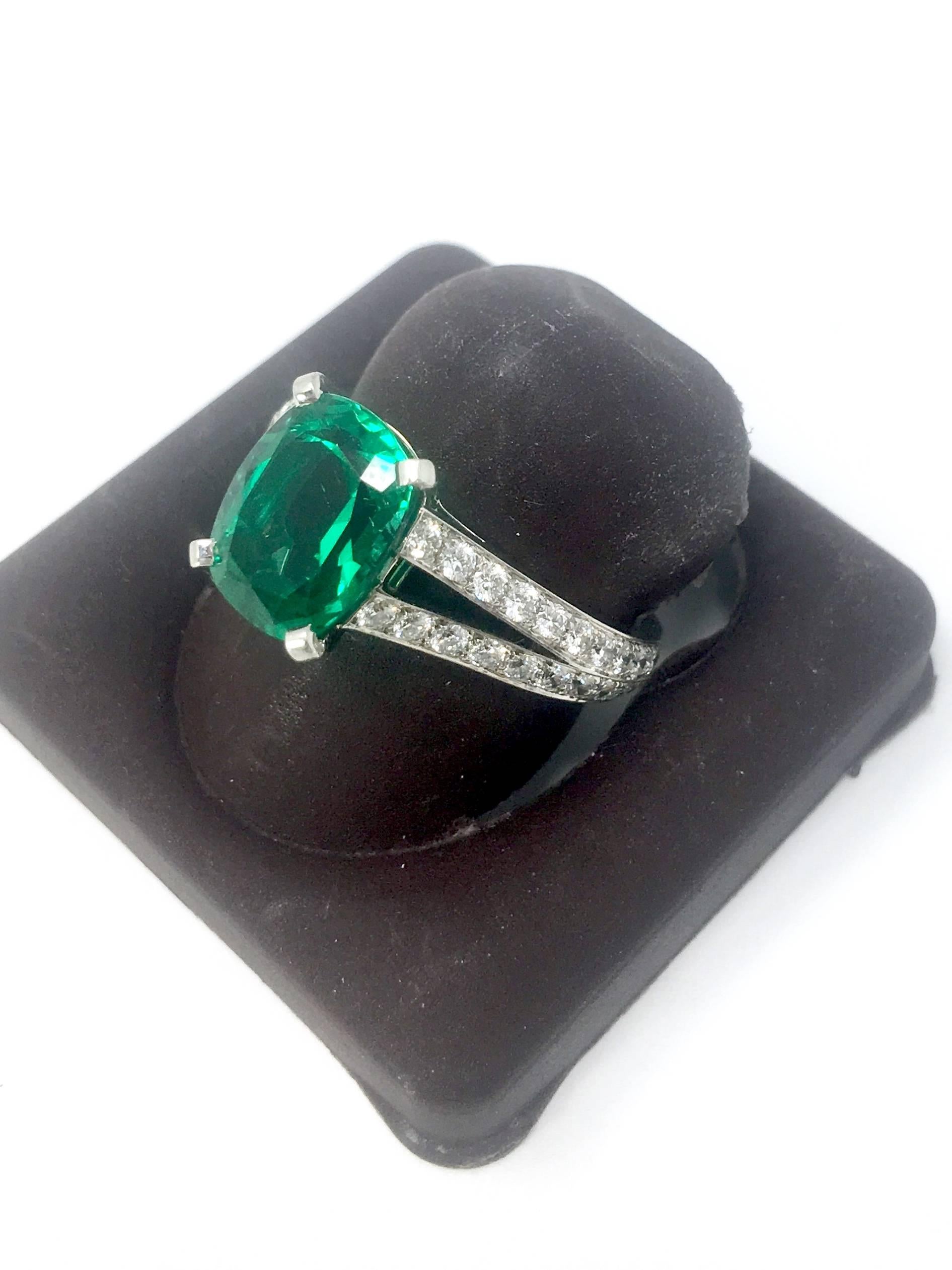 Designer Cartier Emerald and Diamond Platinum Ring In Excellent Condition In Scottsdale, AZ