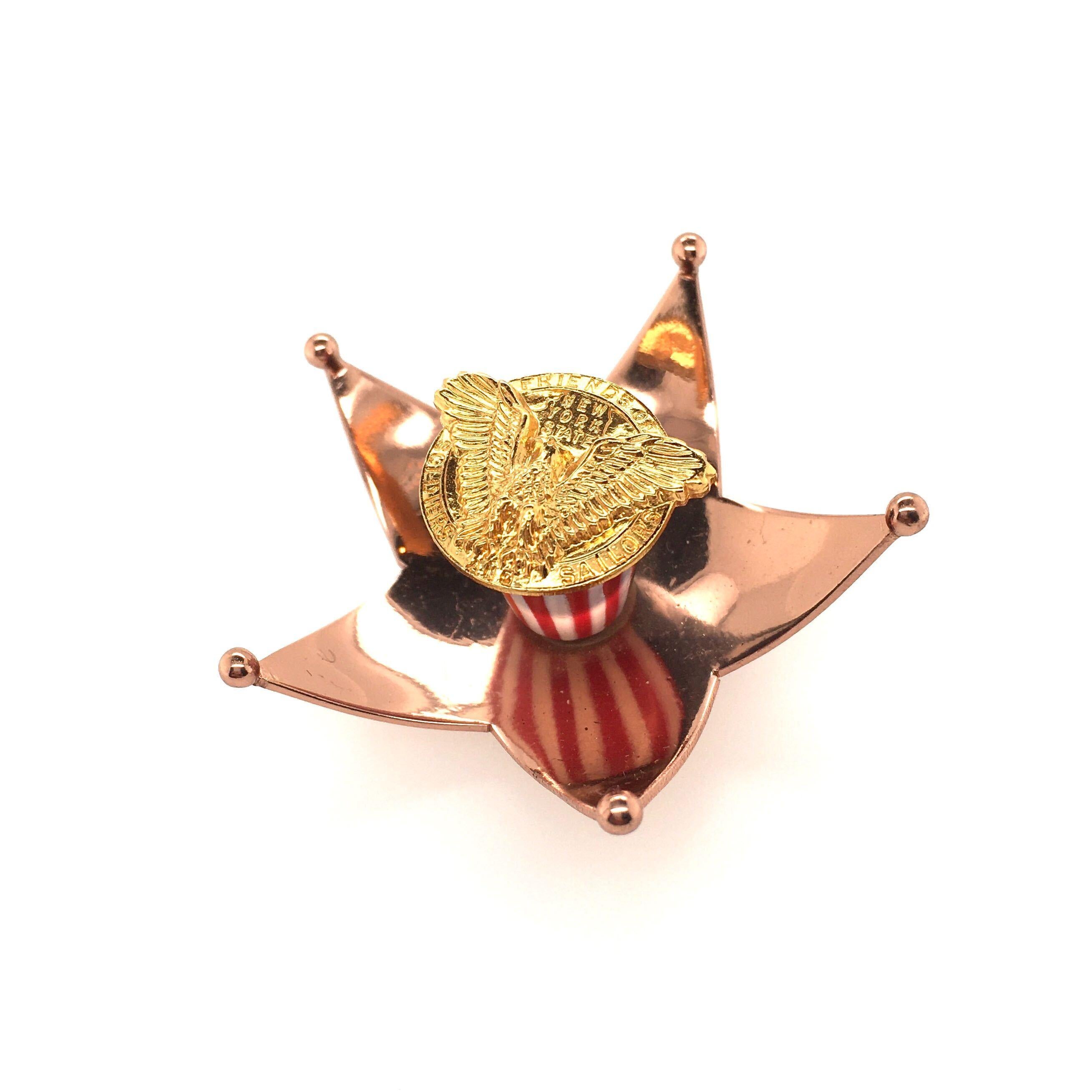 Cartier Enamel and Gilt Metal Stars and Stripes Brooch In Good Condition In New York, NY