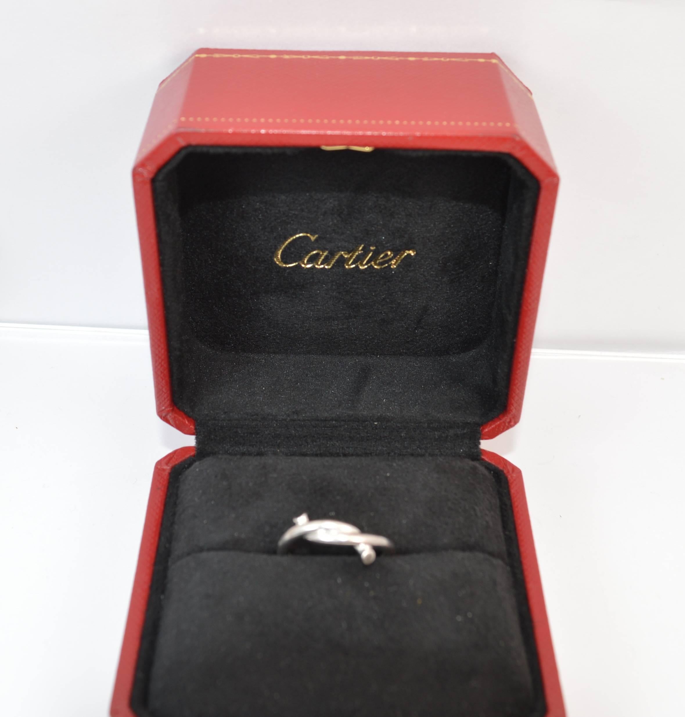 Art Deco Cartier Entrelaces 18 Carat White Gold Knot Twist Ring