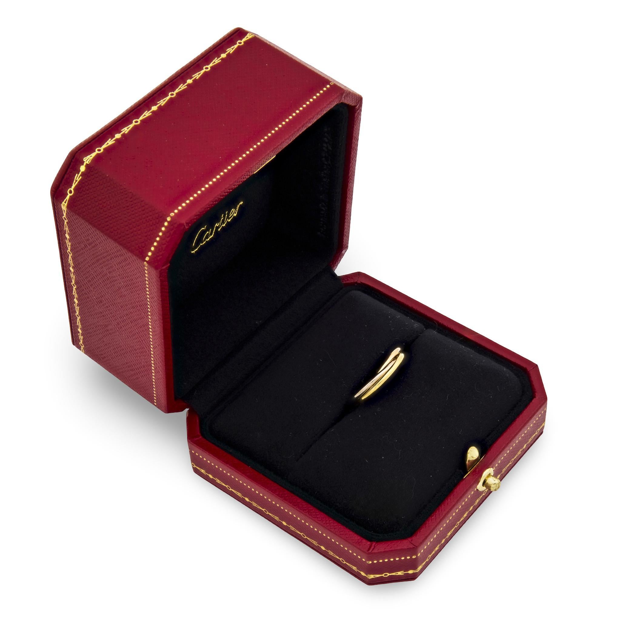 CARTIER Estate 18k Bague trinité tricolore Bon état - En vente à Narberth, PA