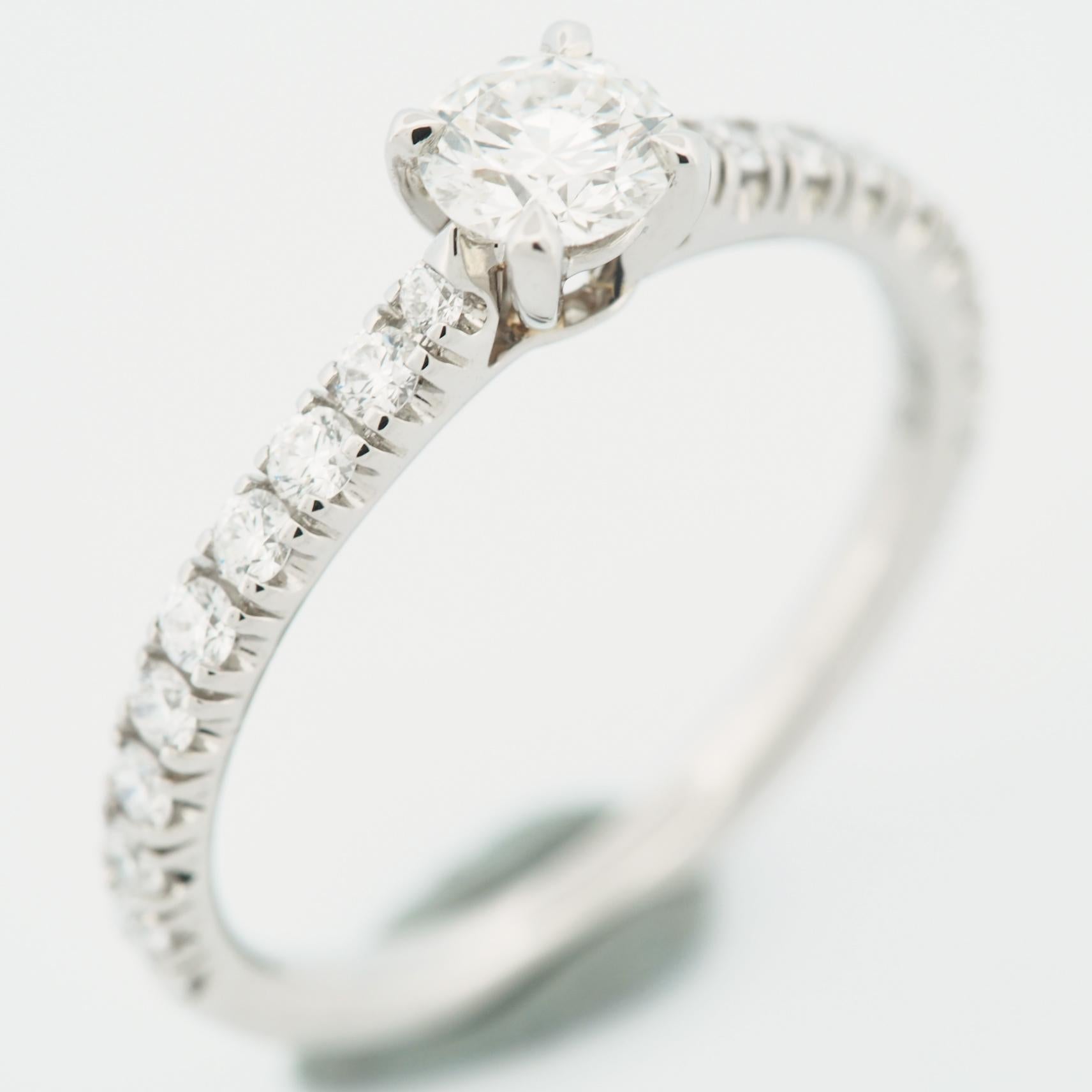 Round Cut Cartier Etincelle Solitaire 0.31 Carat Diamond Ring Pt 49 For Sale