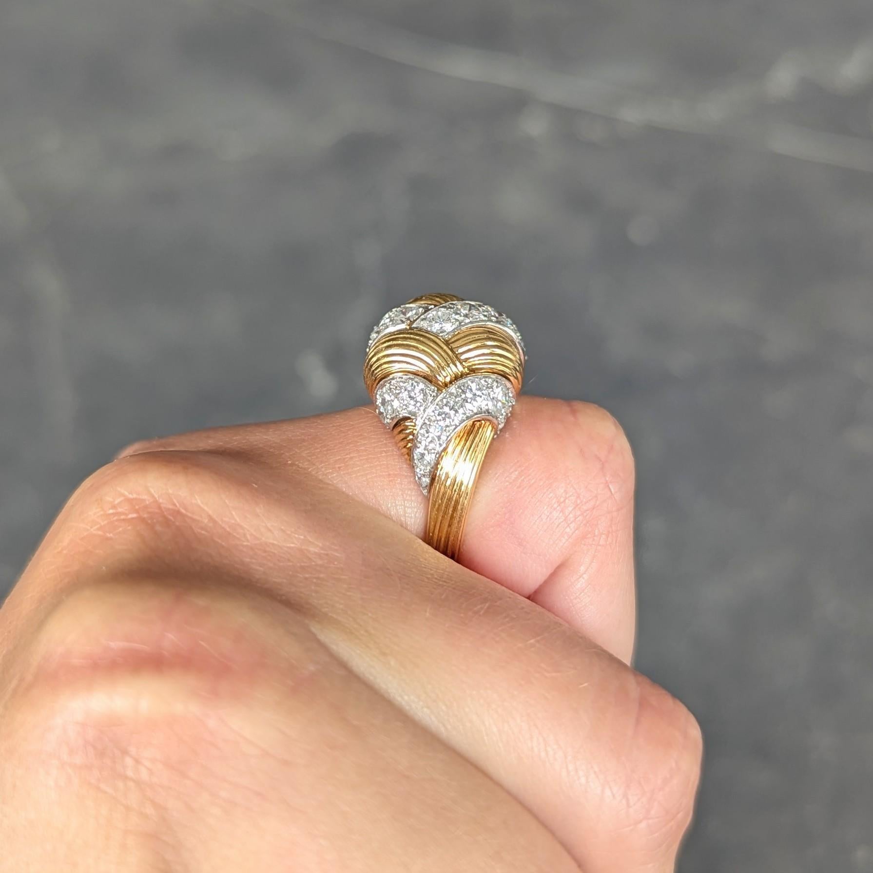 Anillo cúpula tejida vintage de oro de 18 quilates y platino de 2,55 quilates de diamantes de los años 50 de Cartier French en venta 9
