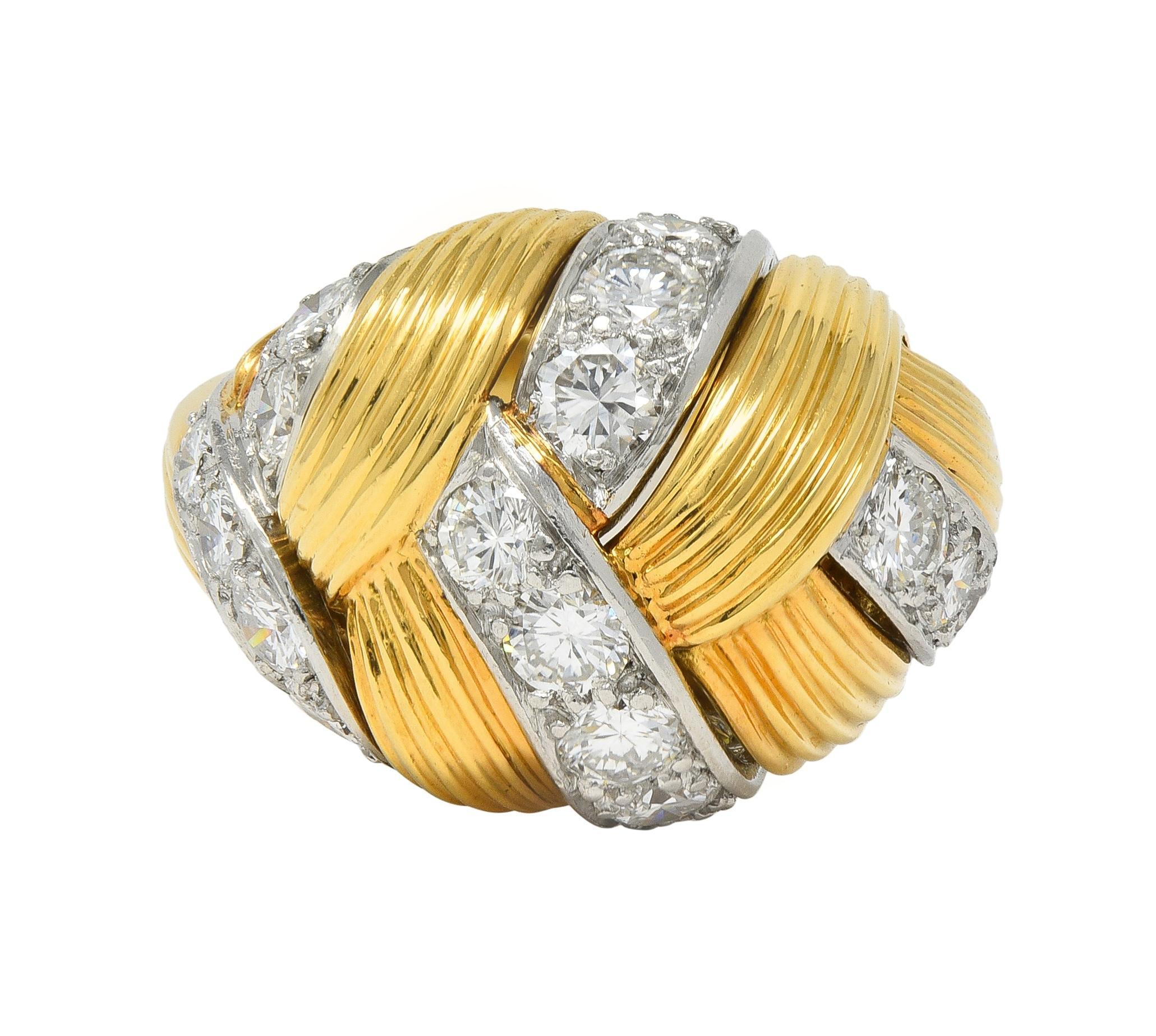 Anillo cúpula tejida vintage de oro de 18 quilates y platino de 2,55 quilates de diamantes de los años 50 de Cartier French Moderno en venta