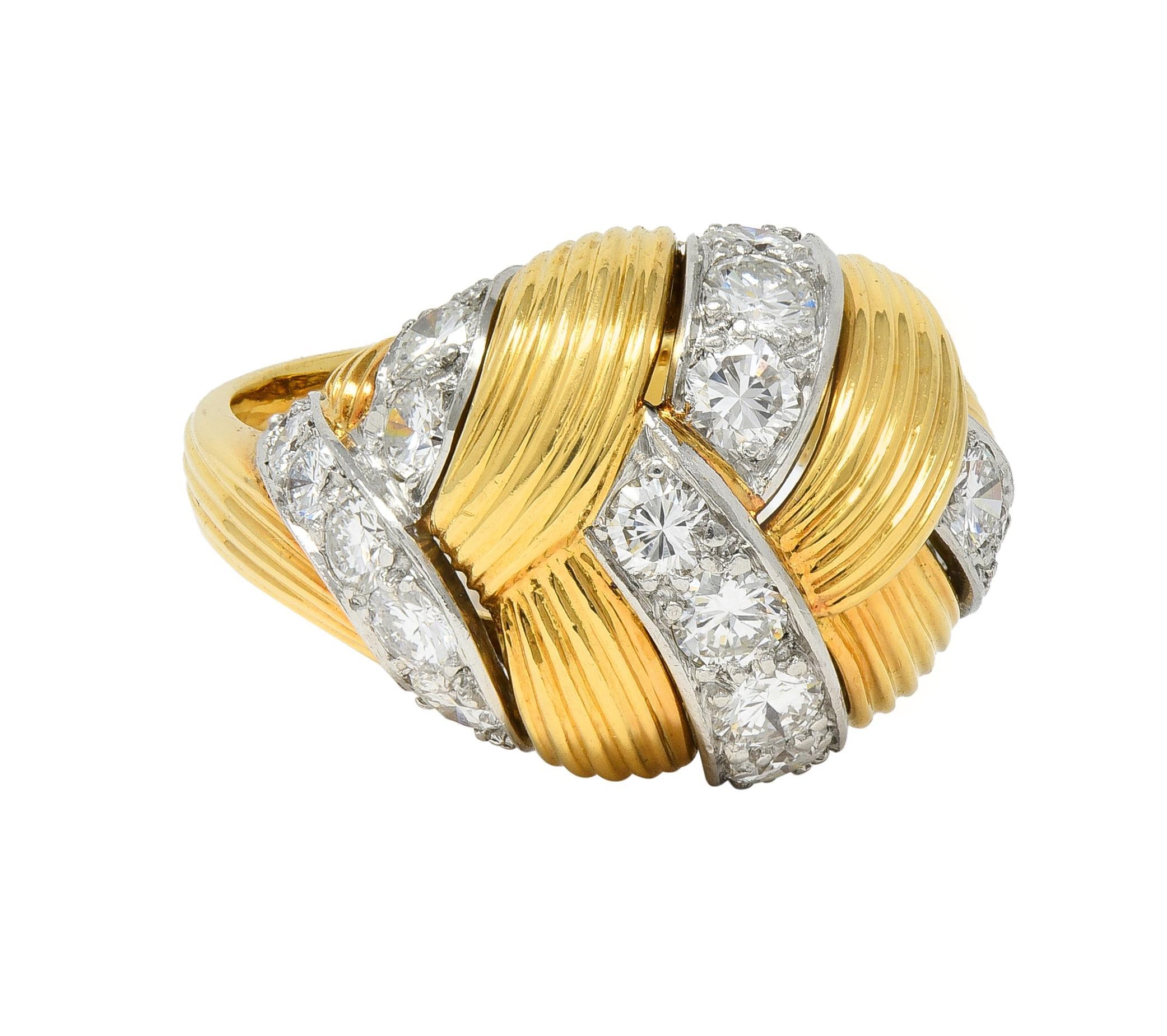 Anillo cúpula tejida vintage de oro de 18 quilates y platino de 2,55 quilates de diamantes de los años 50 de Cartier French en Excelente estado para la venta en Philadelphia, PA