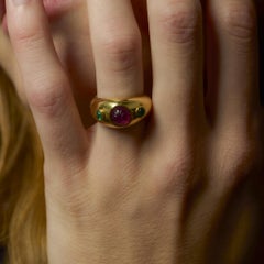 Cartier French 2 carat carved pink sapphire emerald 18k yellow gold ring