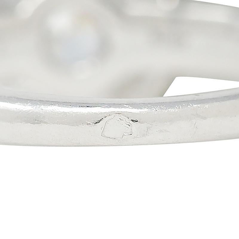 Cartier Anello di fidanzamento a forma di aureola in platino con diamante da 2,60 CTW GIA in vendita 5