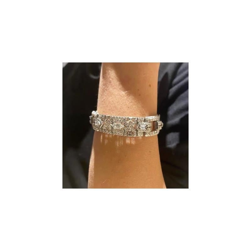 Cartier French Art Deco Diamond and Platinum Bracelet, 18.70 Carats, Circa 1929 For Sale 3
