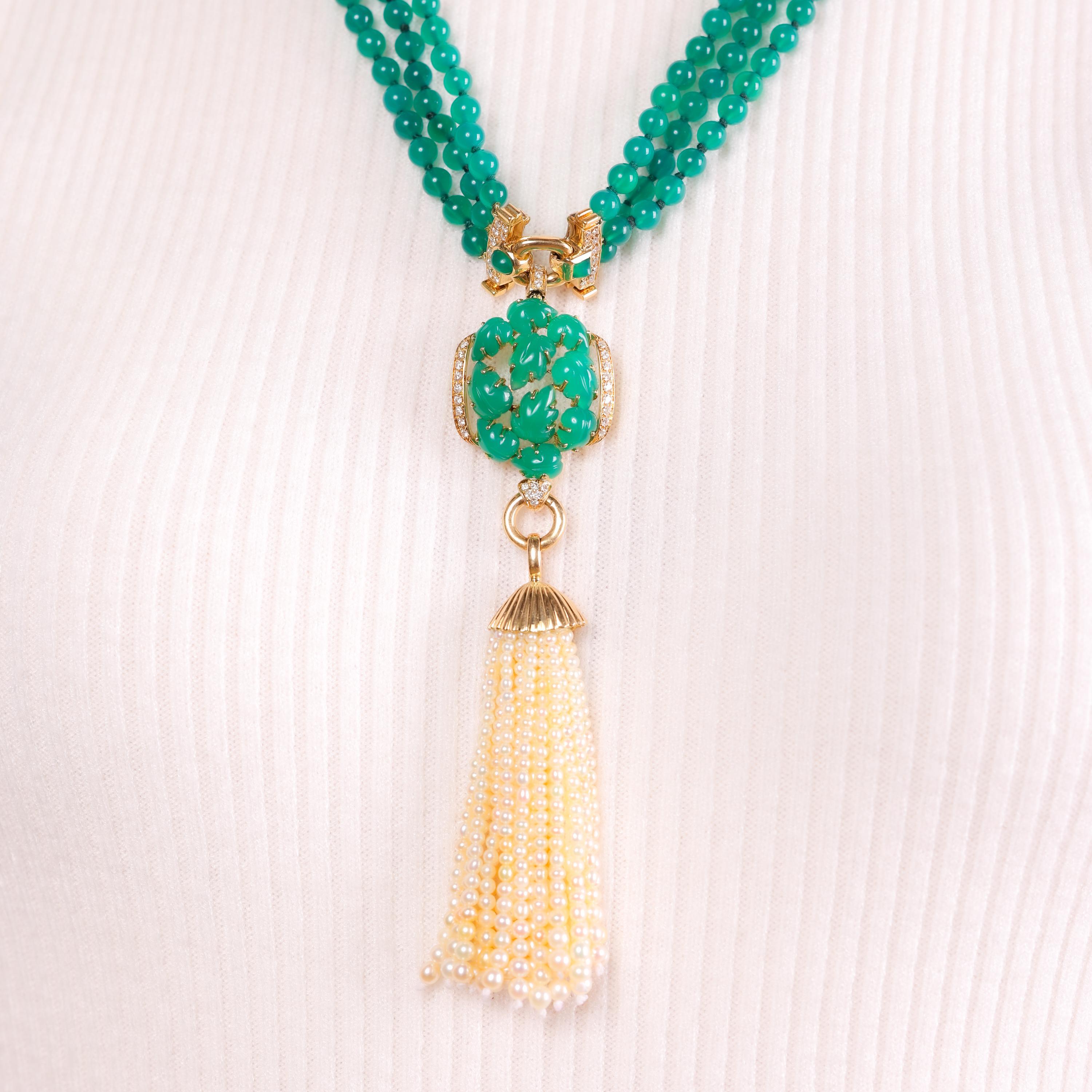 Cabochon Cartier French chrysoprase pearl diamond 18k yellow gold necklace