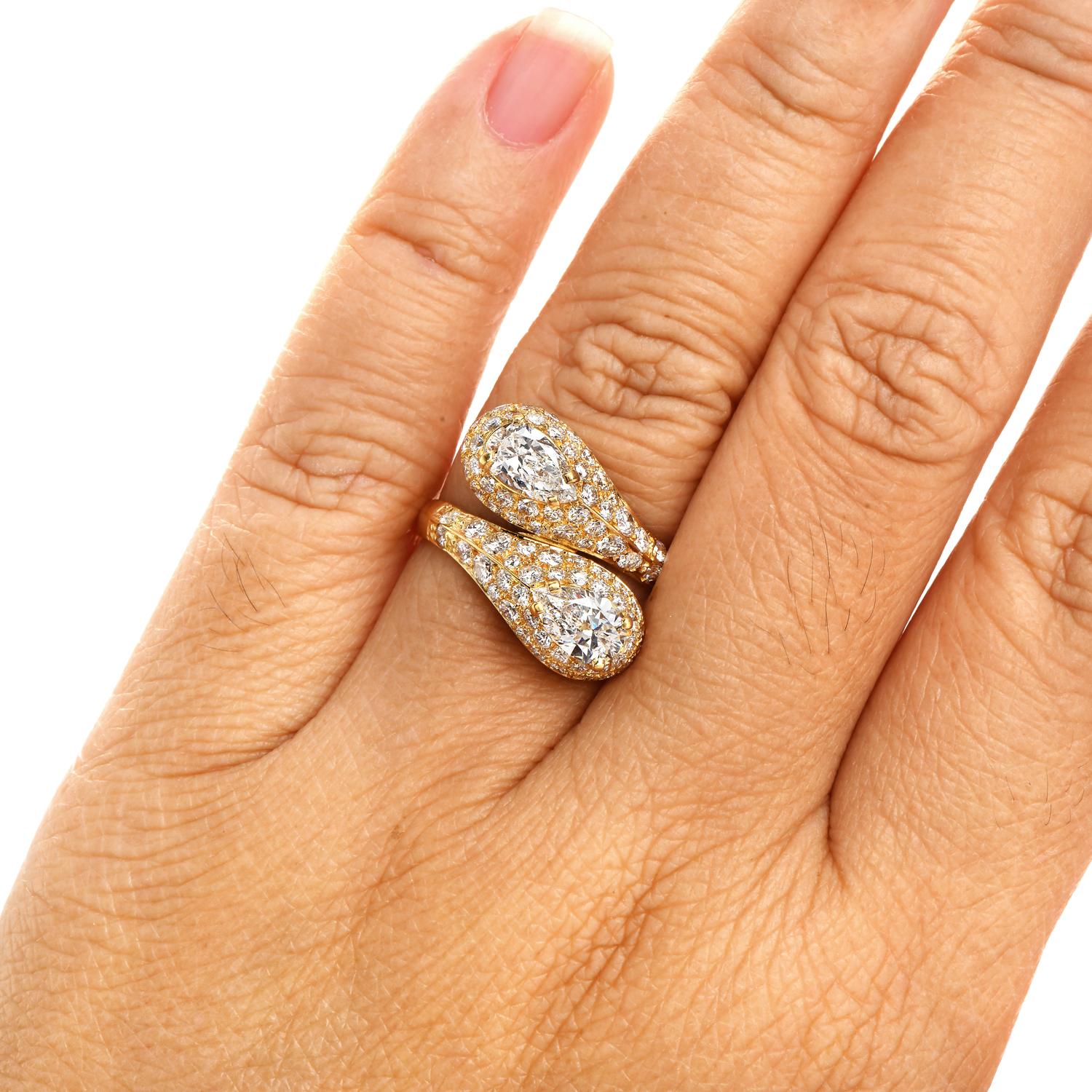 Cartier Französisch Birne Diamant 18k Gelbgold Bypass Ring (Tropfenschliff) im Angebot