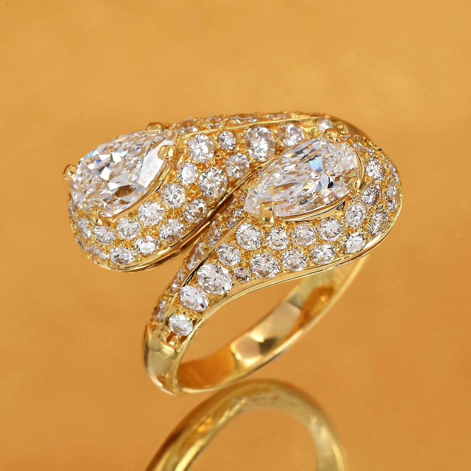 Cartier French Pear Diamond 18k Yellow Gold Bypass Ring In Excellent Condition For Sale In Miami, FL