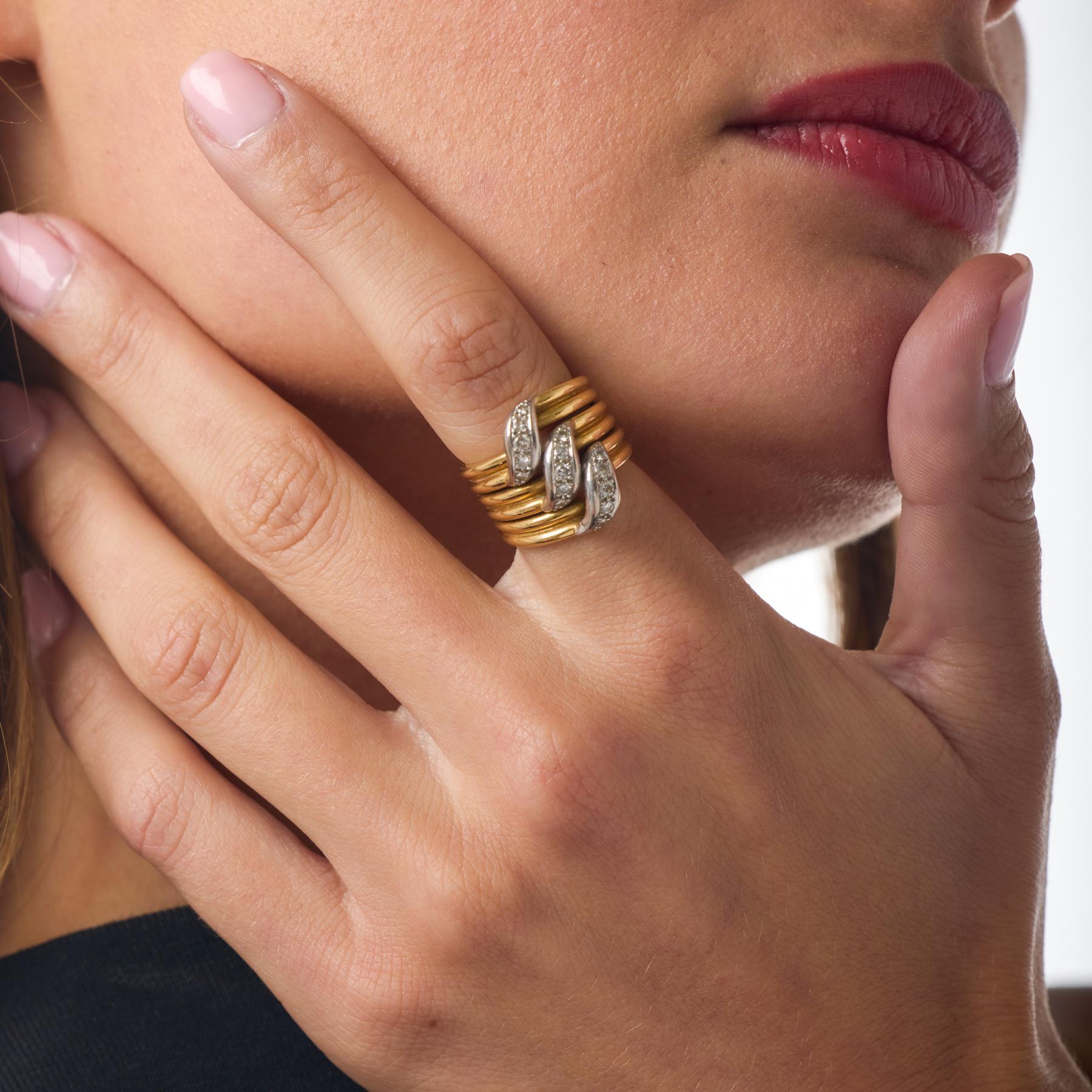 Cartier Französisch Jahrgang drei Zeile Diamant 18k Gelb-und Weißgold Ring (Brillantschliff) im Angebot