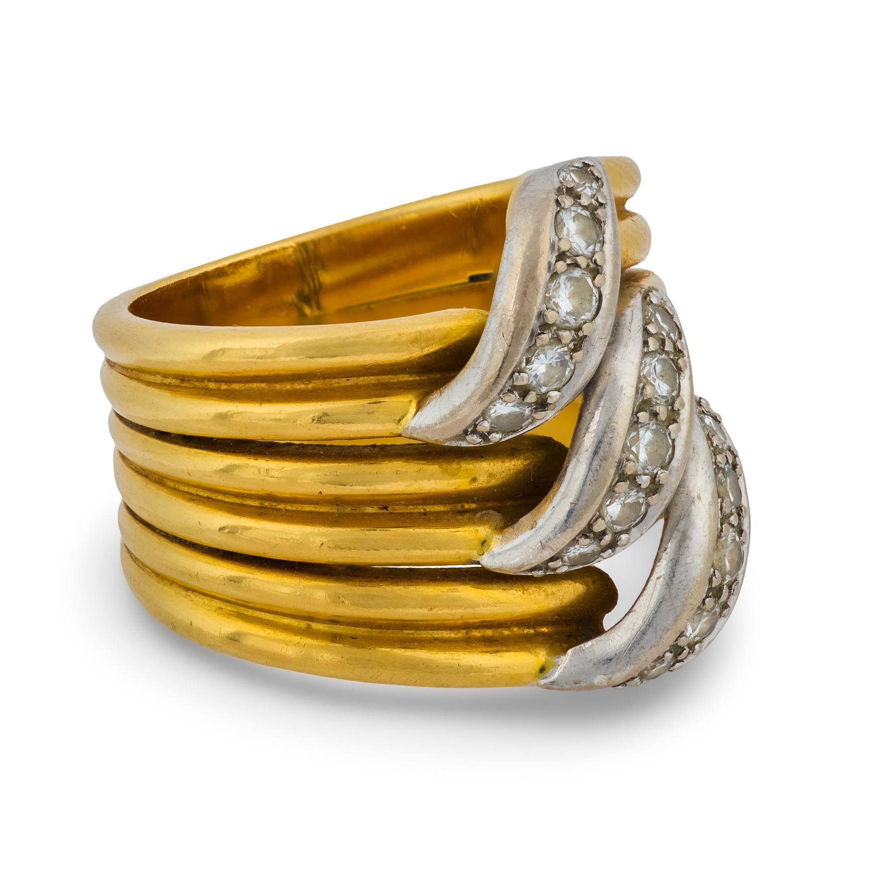 Cartier Französisch Jahrgang drei Zeile Diamant 18k Gelb-und Weißgold Ring im Zustand „Gut“ im Angebot in Beverly Hills, CA