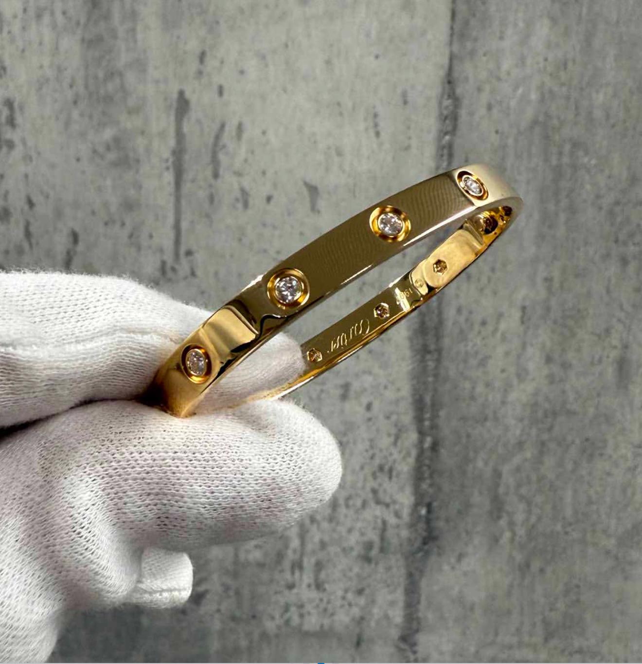 Cartier Bracciale dell'Amore con Diamanti 10P Misura 17 in Oro Giallo 18K in vendita 9