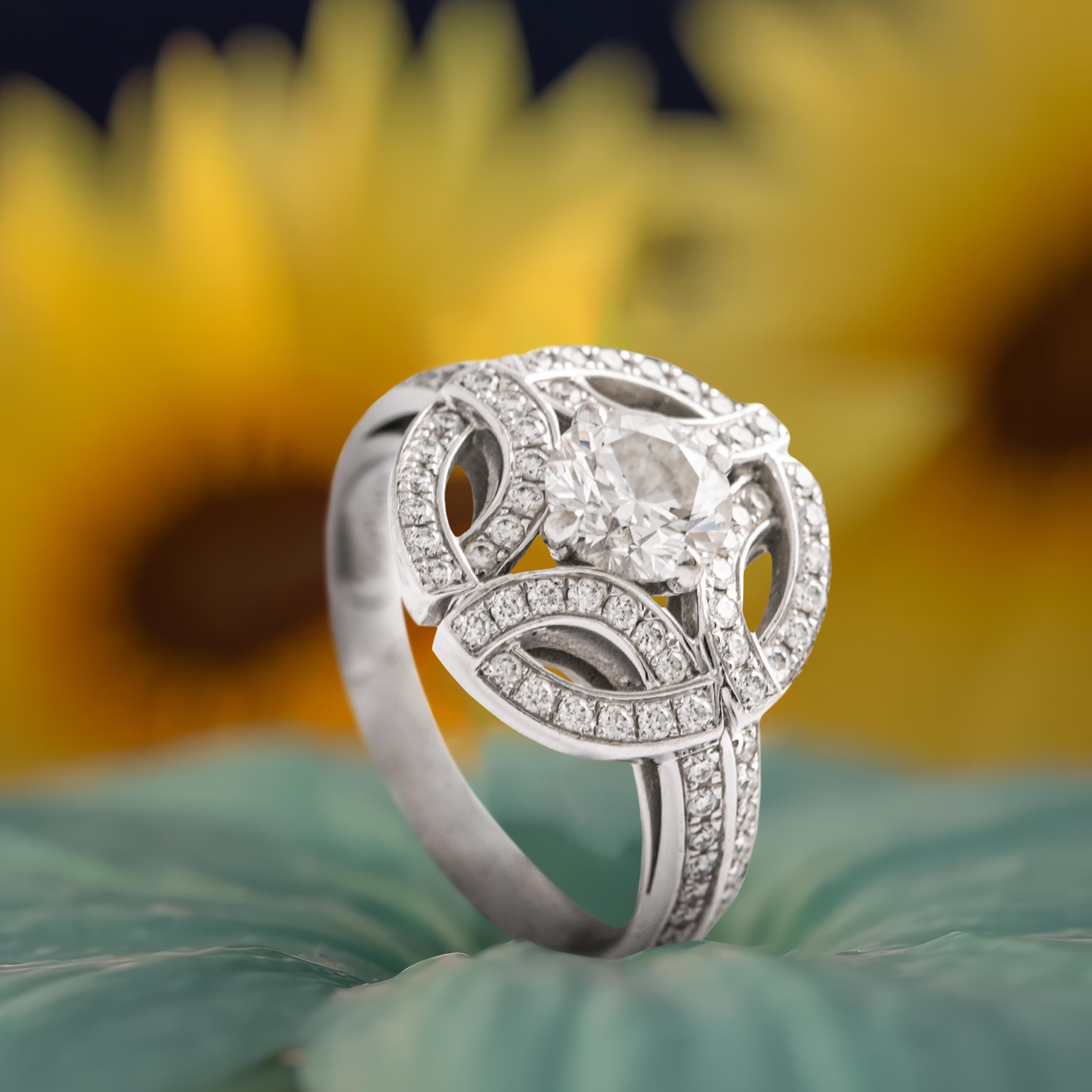 Cartier Galanterie collection Diamond White Gold 18K Ring For Sale 2