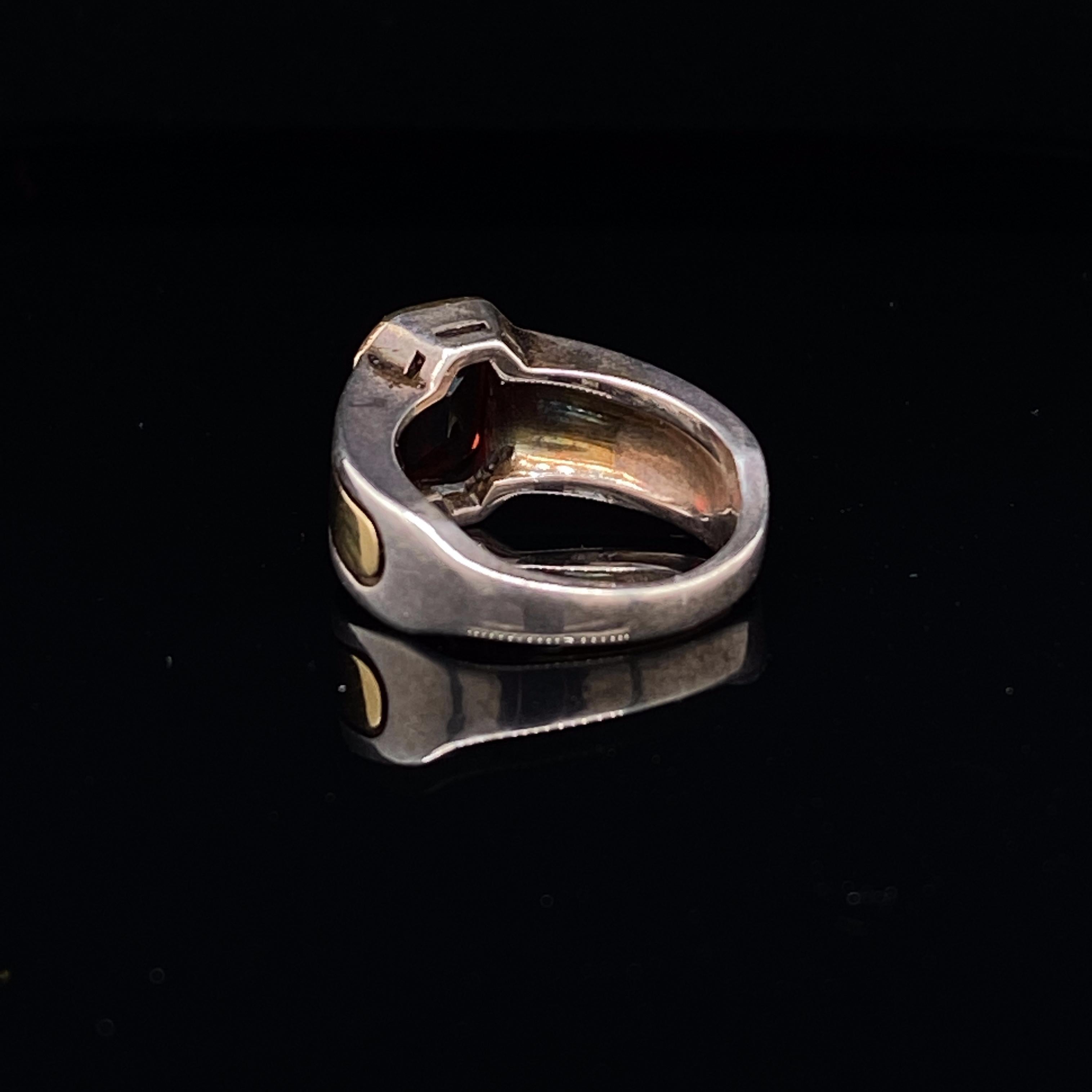 18k gold garnet ring