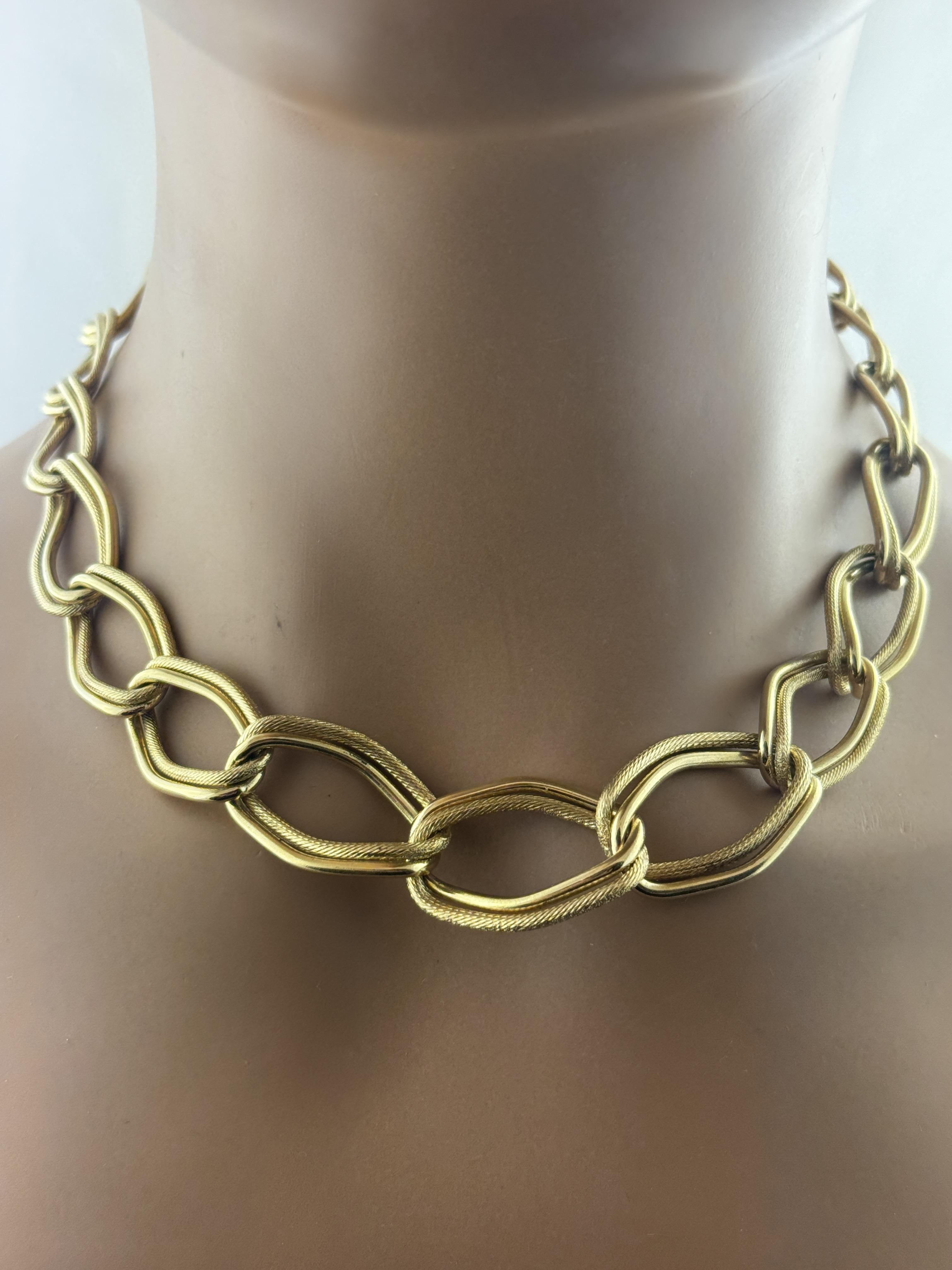 Cartier Germany 18K Yellow Gold Graduated Twisted Oval Link Necklace #22315 en vente 5