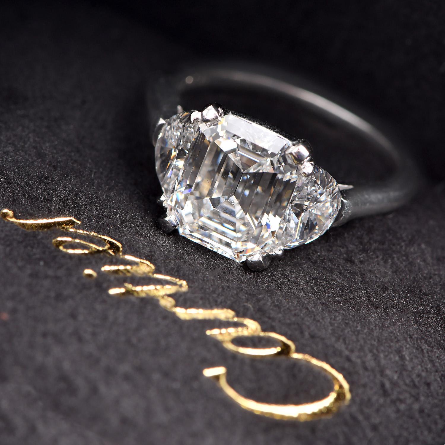 Cartier GIA 4,77cts Anello di fidanzamento in platino con diamante taglio smeraldo in vendita 4