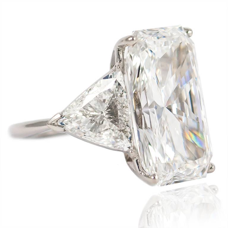 Radiant Cut Cartier GIA Certified 15.19 Carat Radiant Diamond Ring