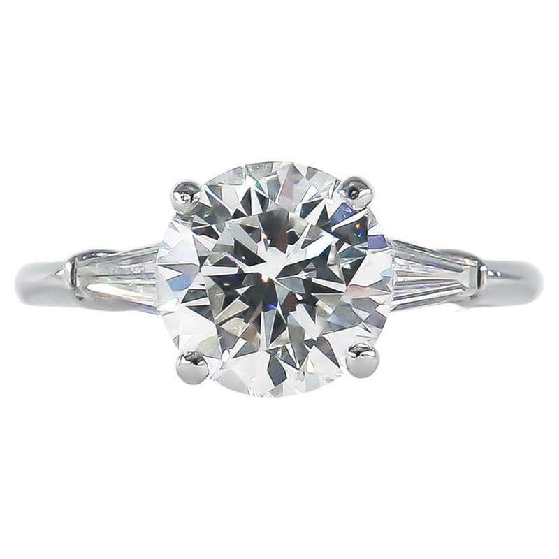 5.17 Carat Total Round Brilliant Cut Diamond Three-Stone Platinum Ring ...