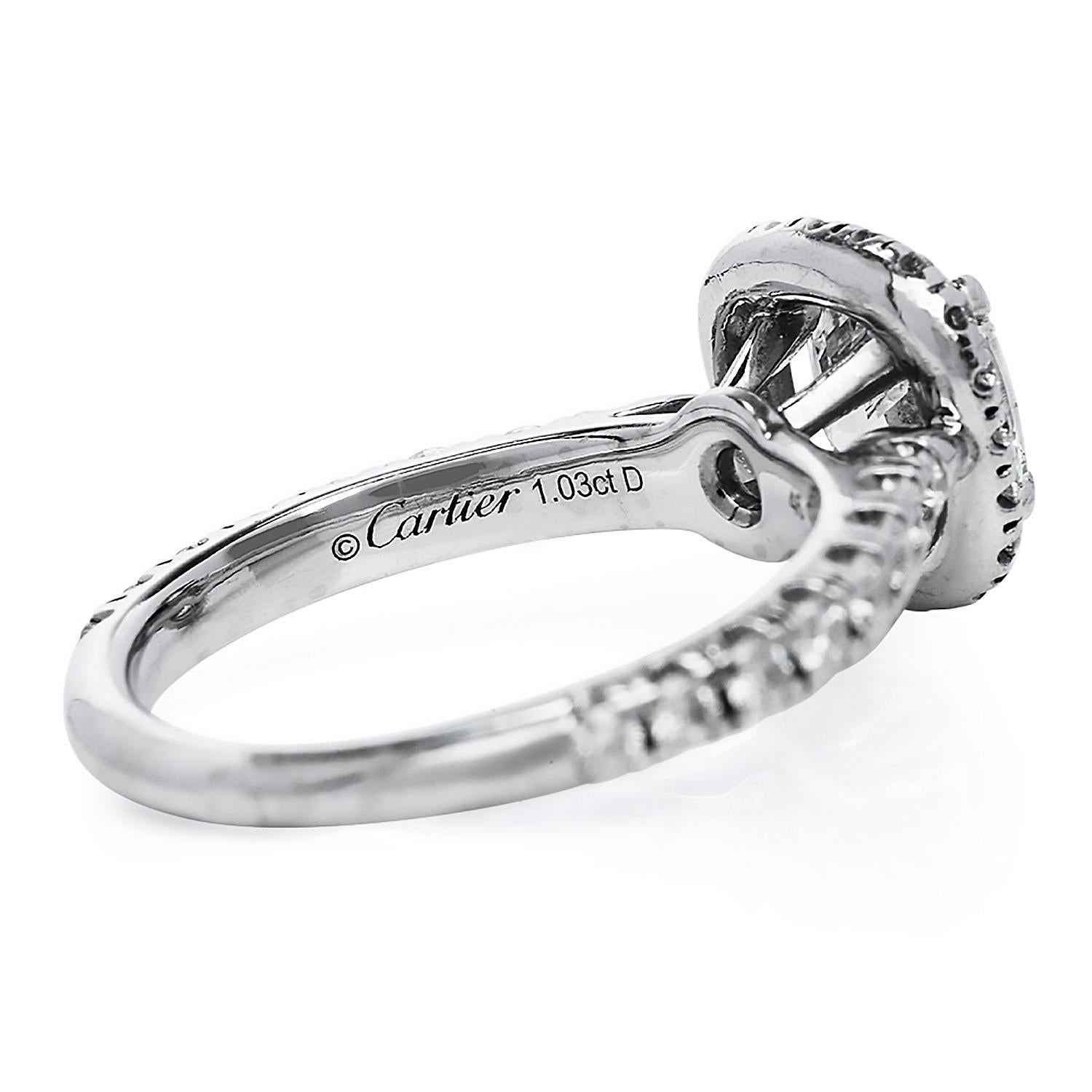 Cartier, bague de fiançailles halo en platine avec diamant coussin certifié GIA F VVS en vente 2