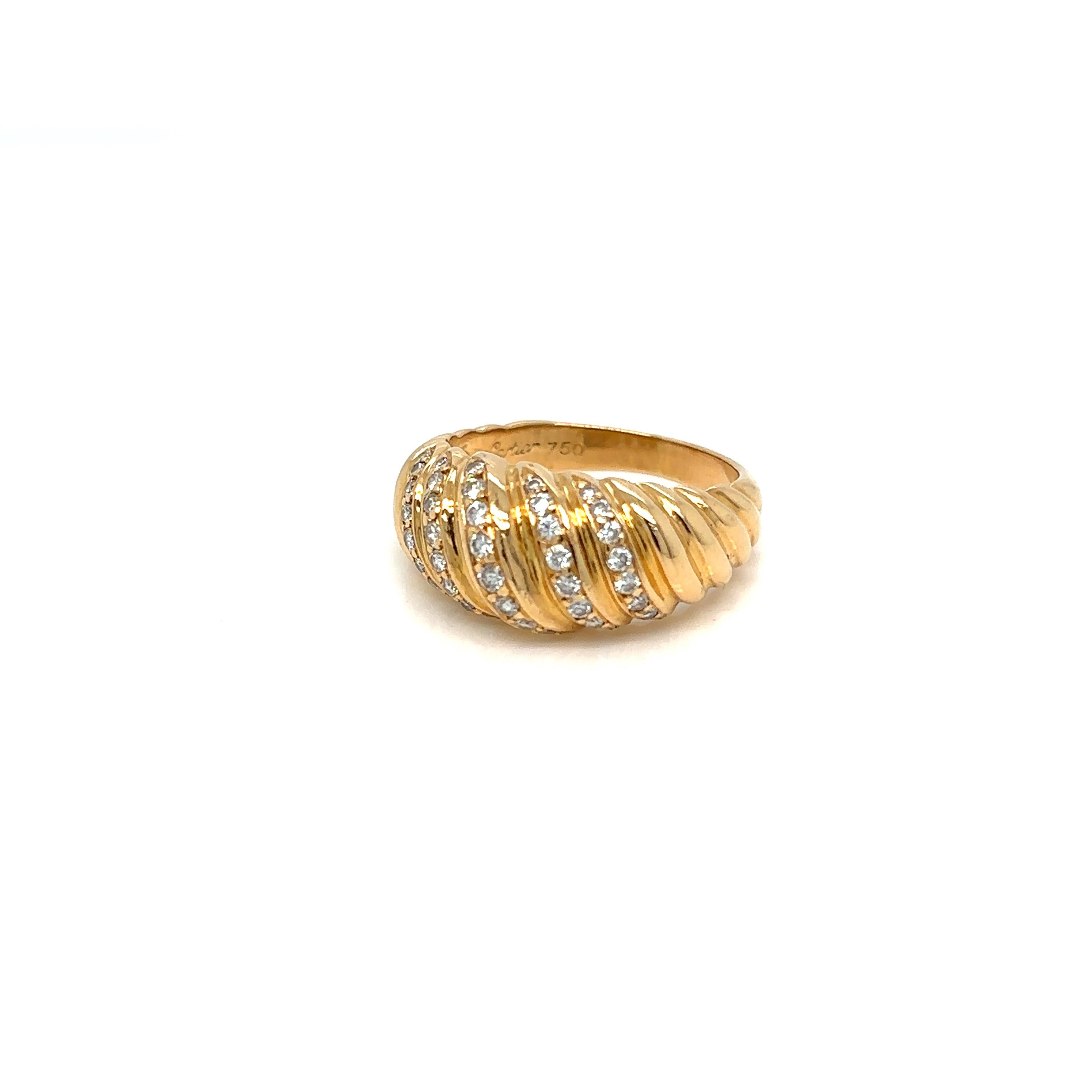 Round Cut Cartier Godrons Diamond Gold Ring