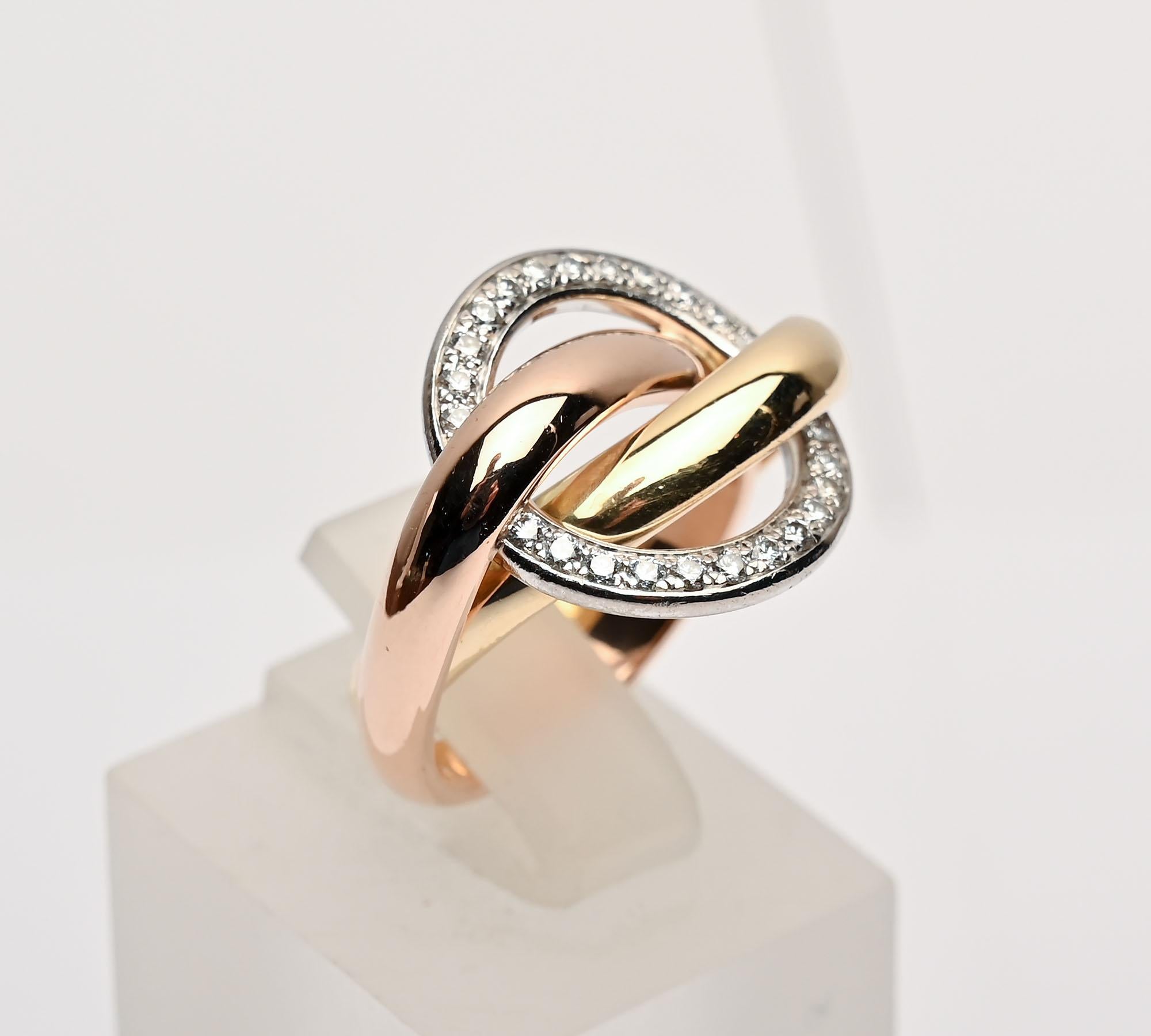 Round Cut Cartier Gold and Diamonds Ring For Sale