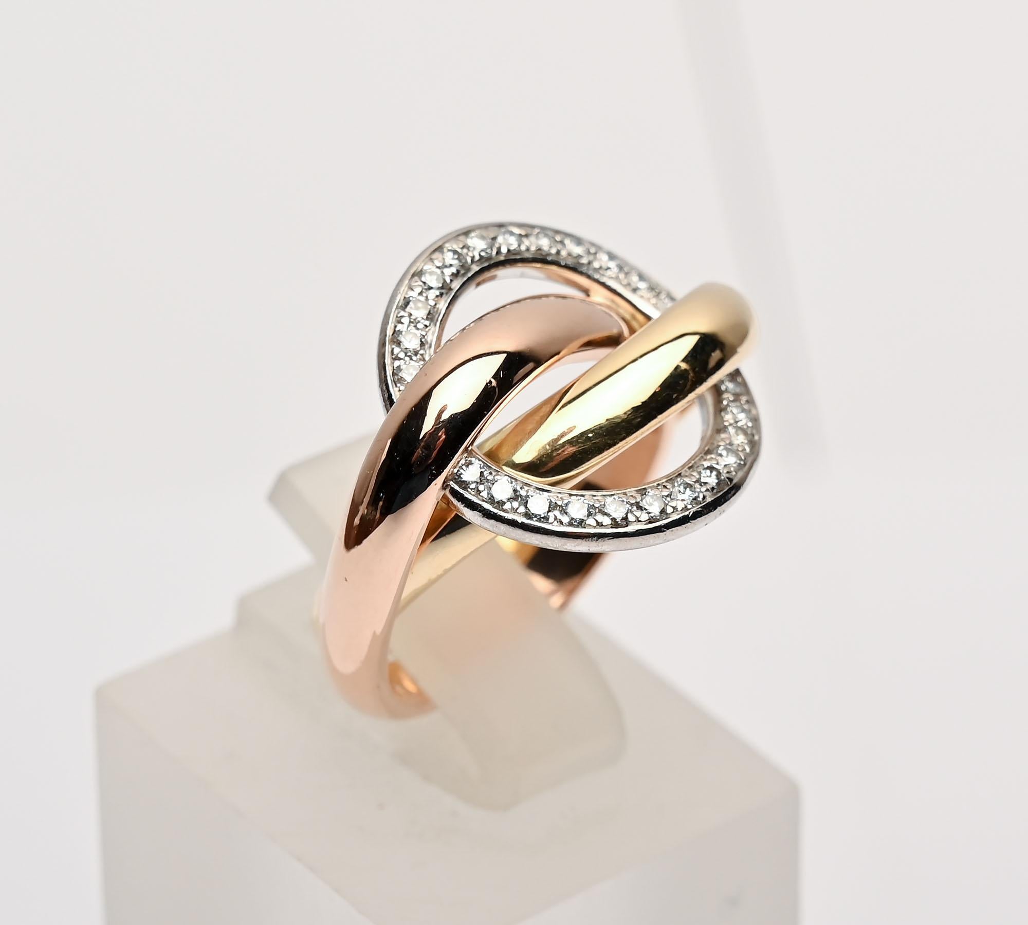 Round Cut Cartier Gold and Diamonds Ring