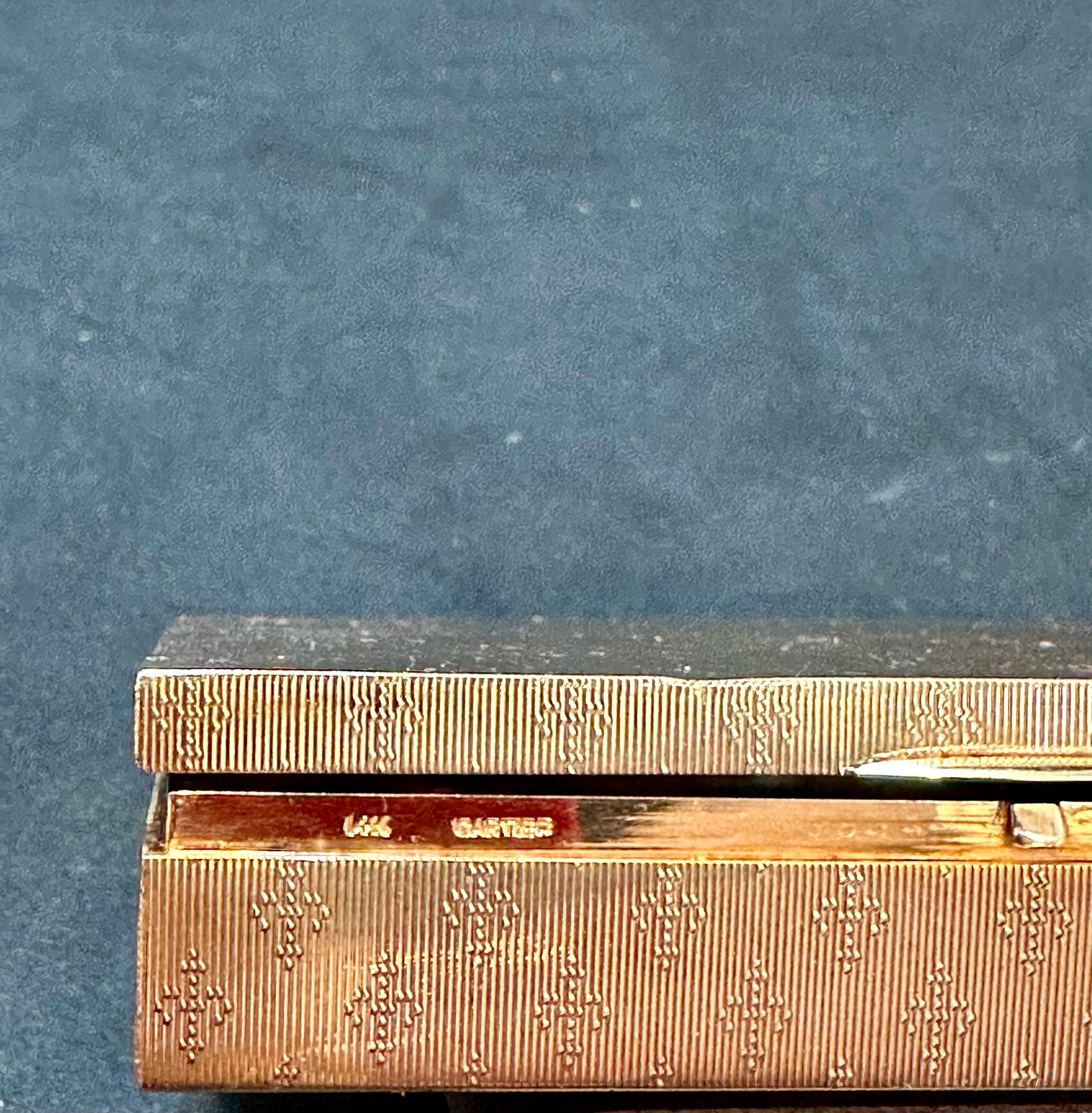Cartier Gold Compact Powder Box 14 Karat Gold Make-Up Compact 114 Gm For Sale 4