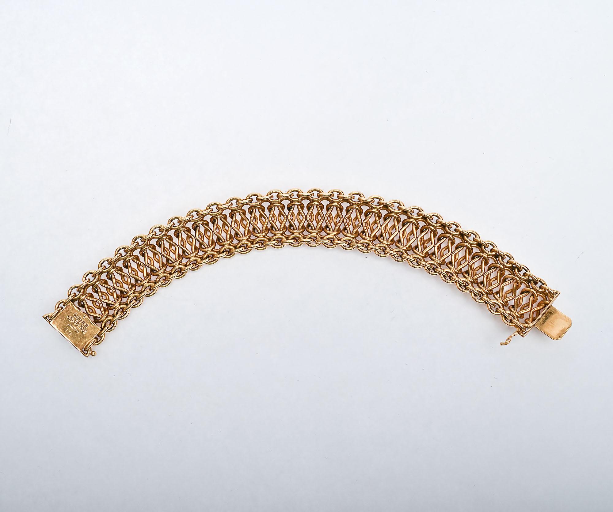 Cartier Gold Links Bracelet In Excellent Condition For Sale In Darnestown, MD