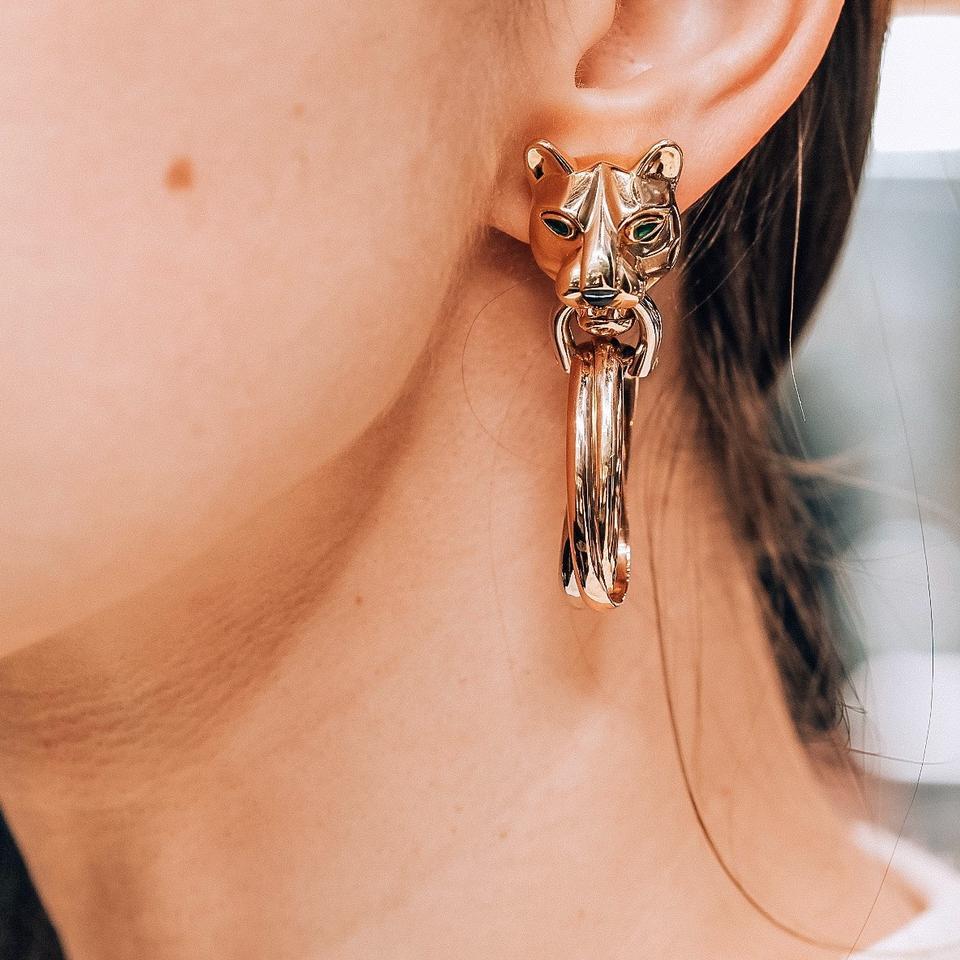 Women's or Men's Cartier Gold Panther Clip-On Emerald Eyes Onyx Nose Drop Earrings