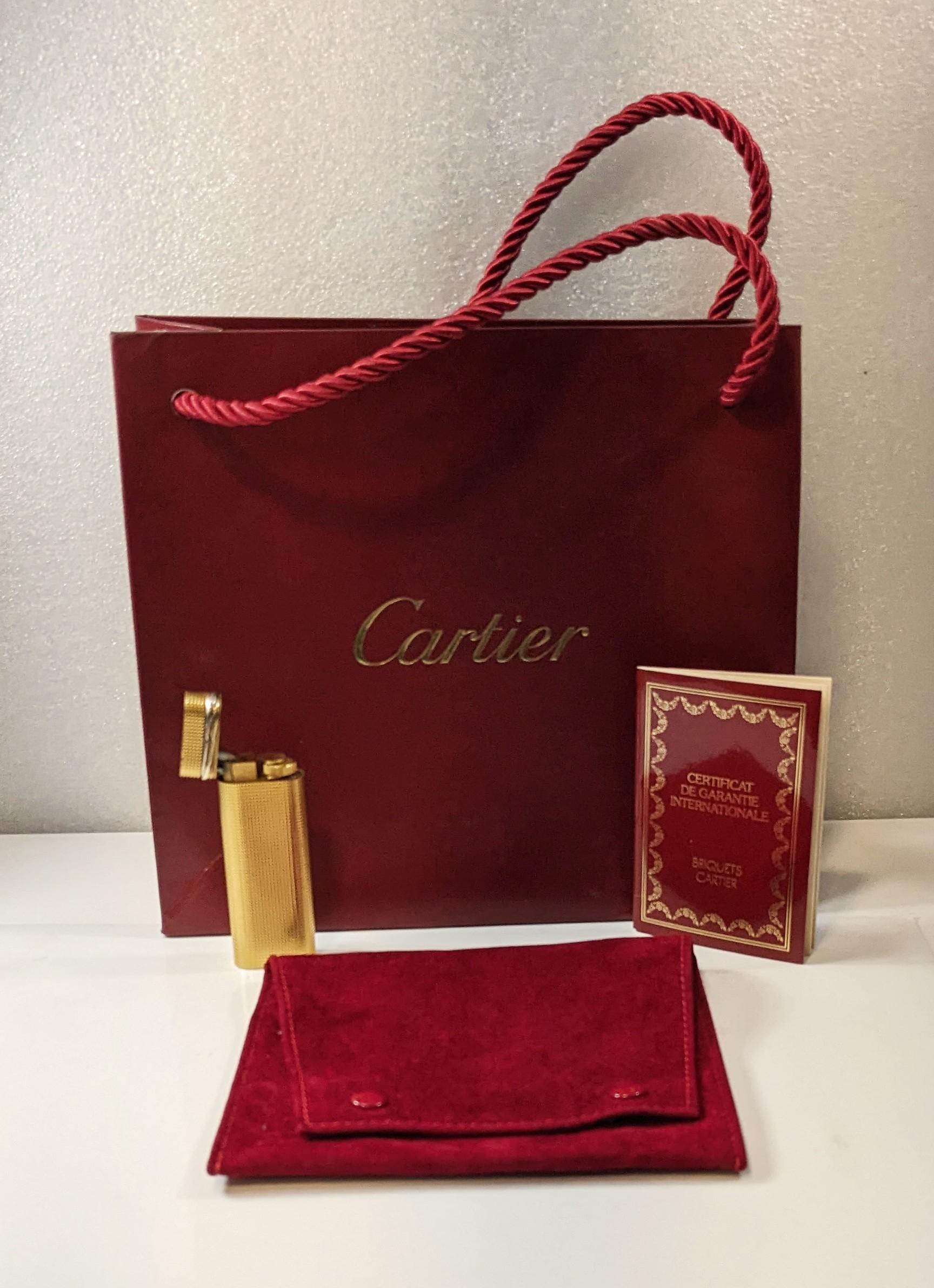 Cartier Gold Plate Lighter Paris with diamond dot Texture with box In Excellent Condition In Bilbao, ES