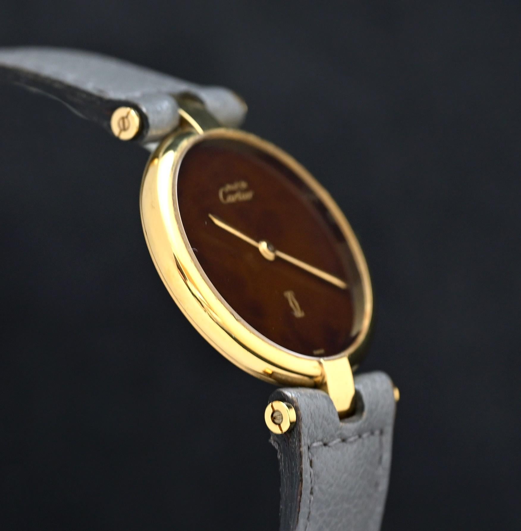 Women's or Men's Cartier Gold Plated Must de Vermeil Brown Dial Quartz w/Service Paper, 1980-90's For Sale