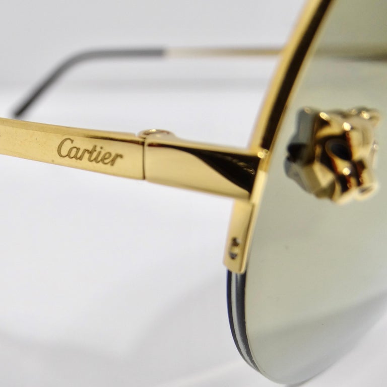 Cartier Gold Tone Panthère Round Sunglasses For Sale at 1stDibs display picture 2