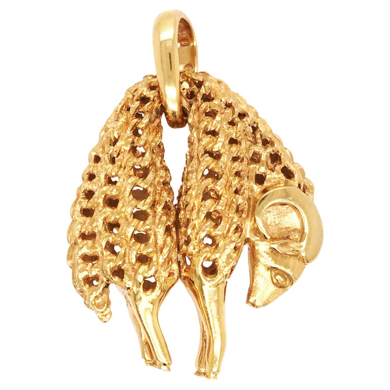 Cartier, Golden Fleece Pendant For Sale at 1stDibs