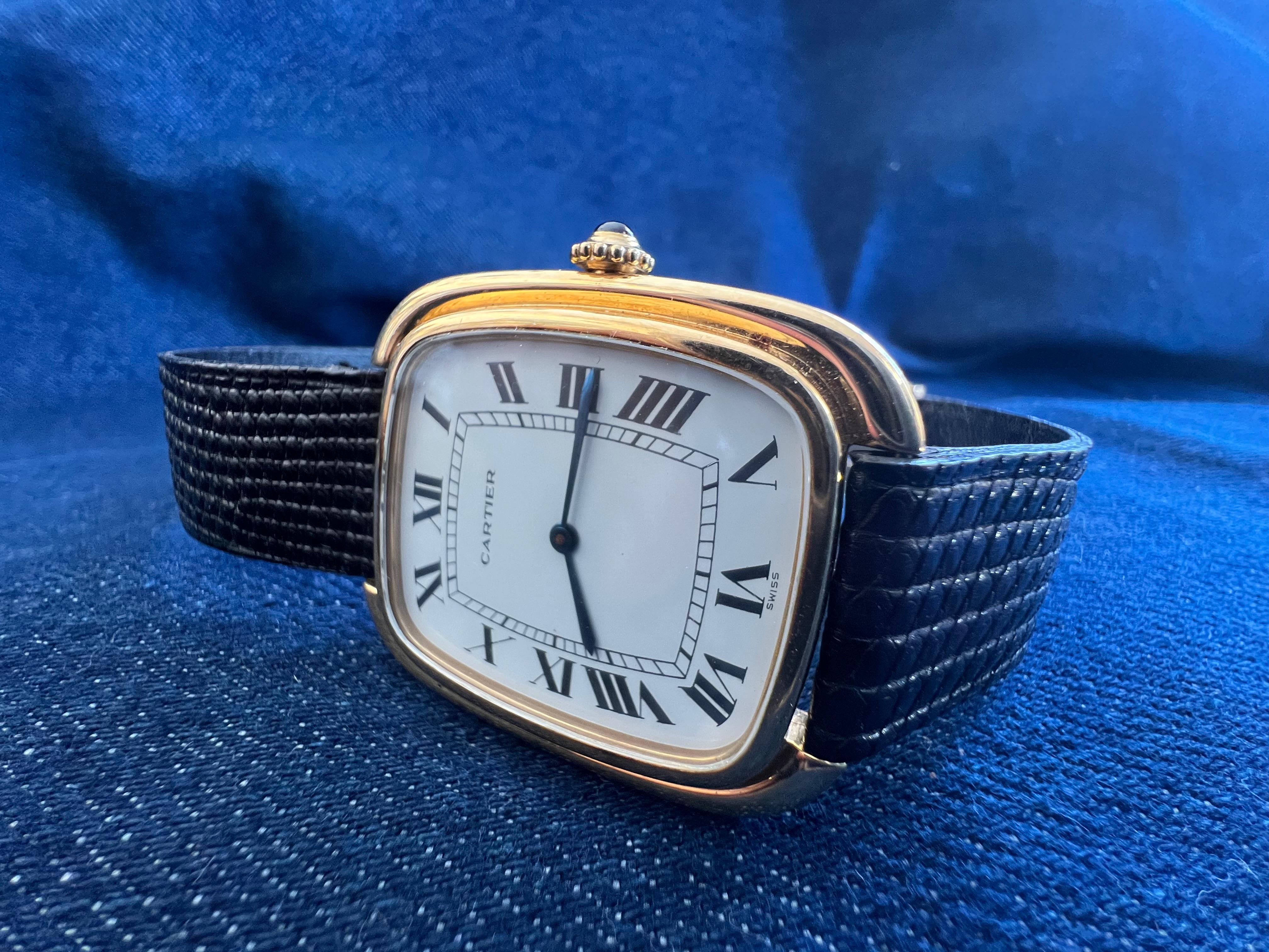 Cartier Gondole Jumbo Watch 18K Gold Full Set 1979 For Sale 4
