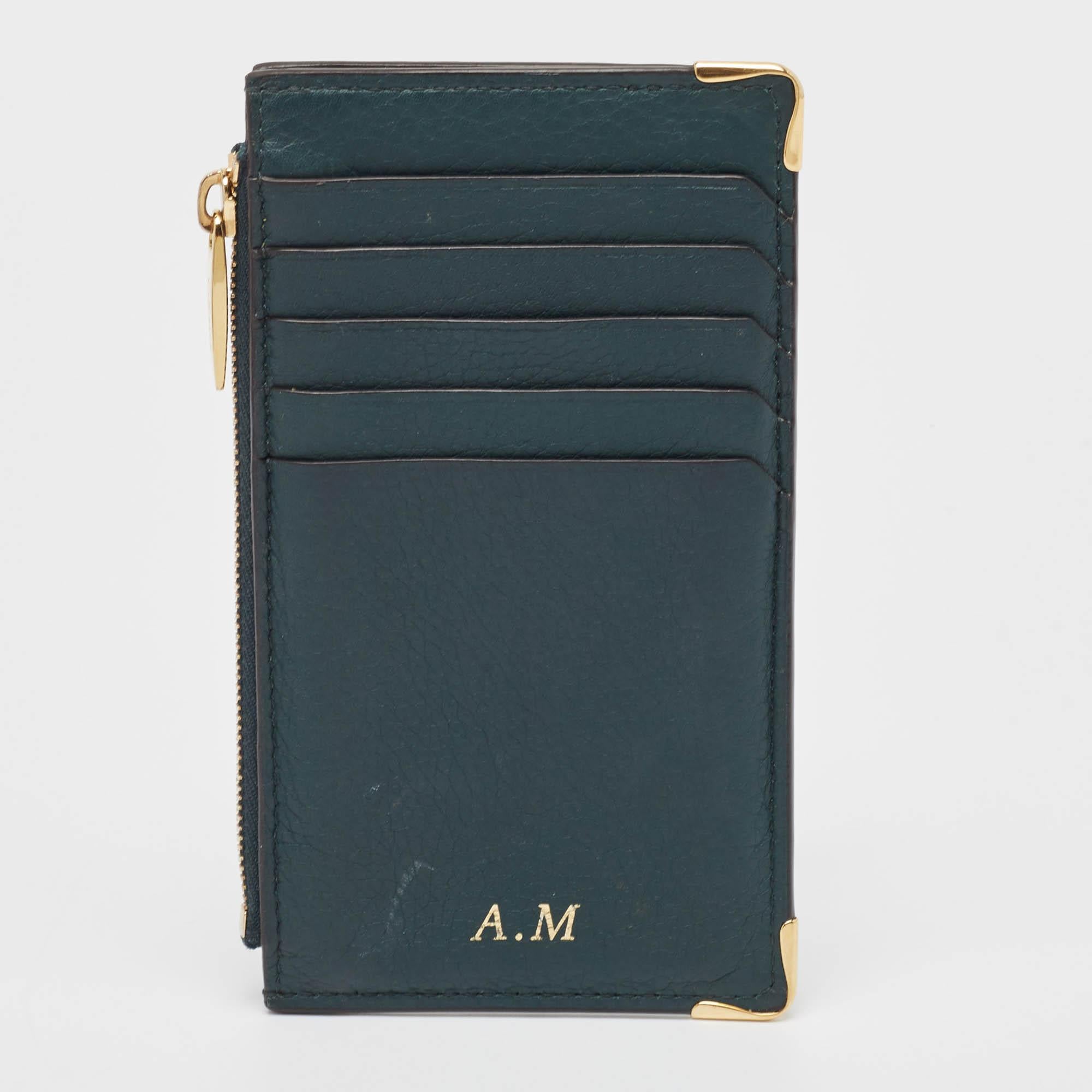This Cartier card case is carefully crafted to offer you a luxurious accessory you will cherish. It is marked by high quality and enduring appeal. Invest in it today!